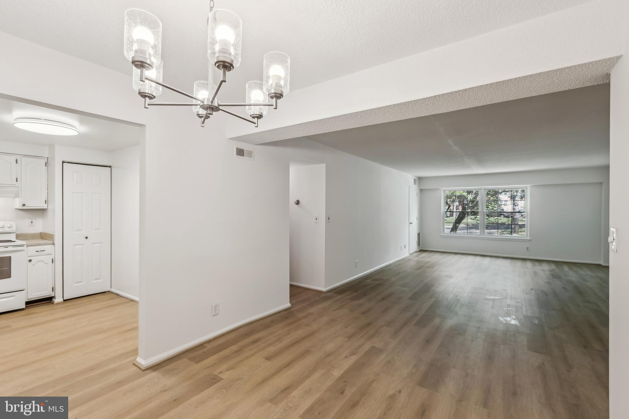 THE COLONIES - Residential