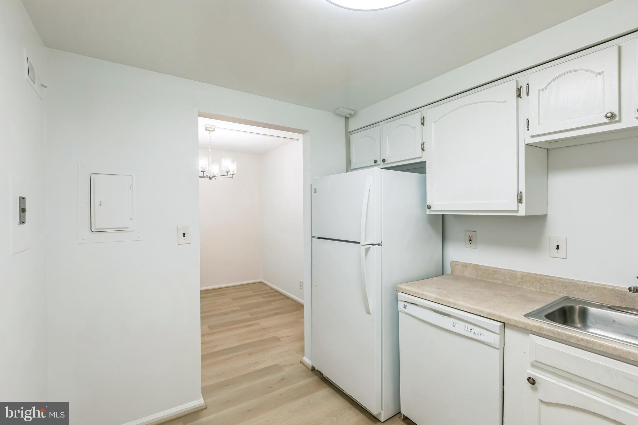 THE COLONIES - Residential