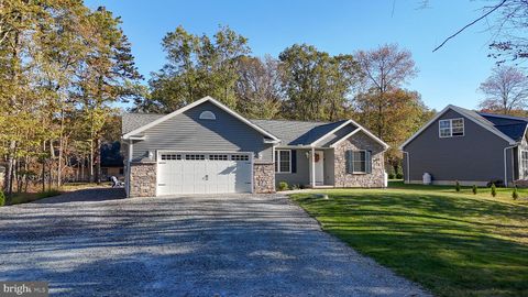 Homes For Sale - 176 Lake Drive<br/> NESQUEHONING, PA 18240