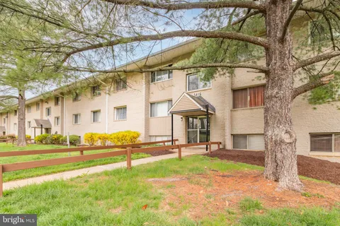 5416 85th Avenue Unit 201, New Carrollton, MD MLS: MDPG2149210