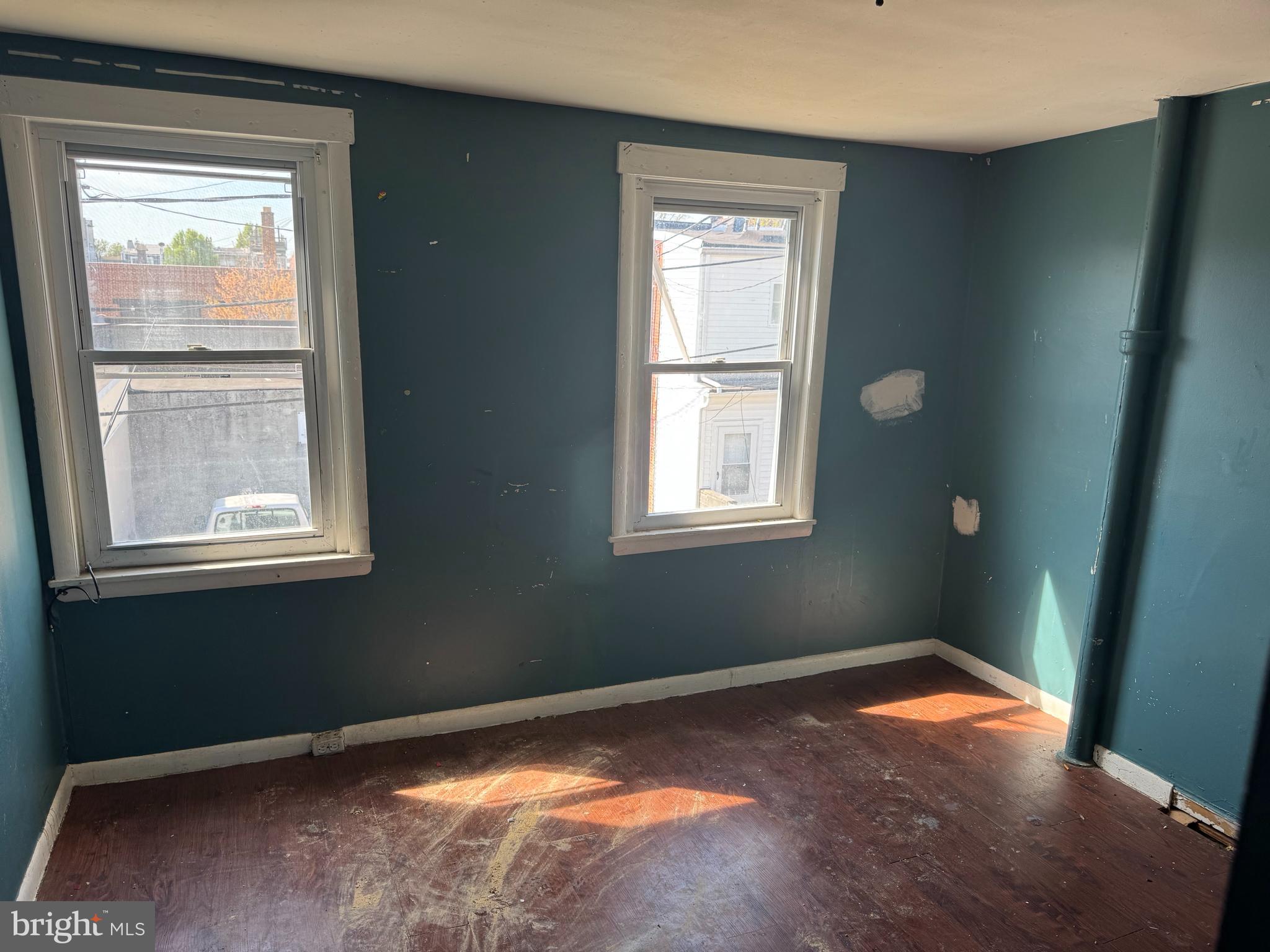 BALTIMORE HIGHLANDS - Residential