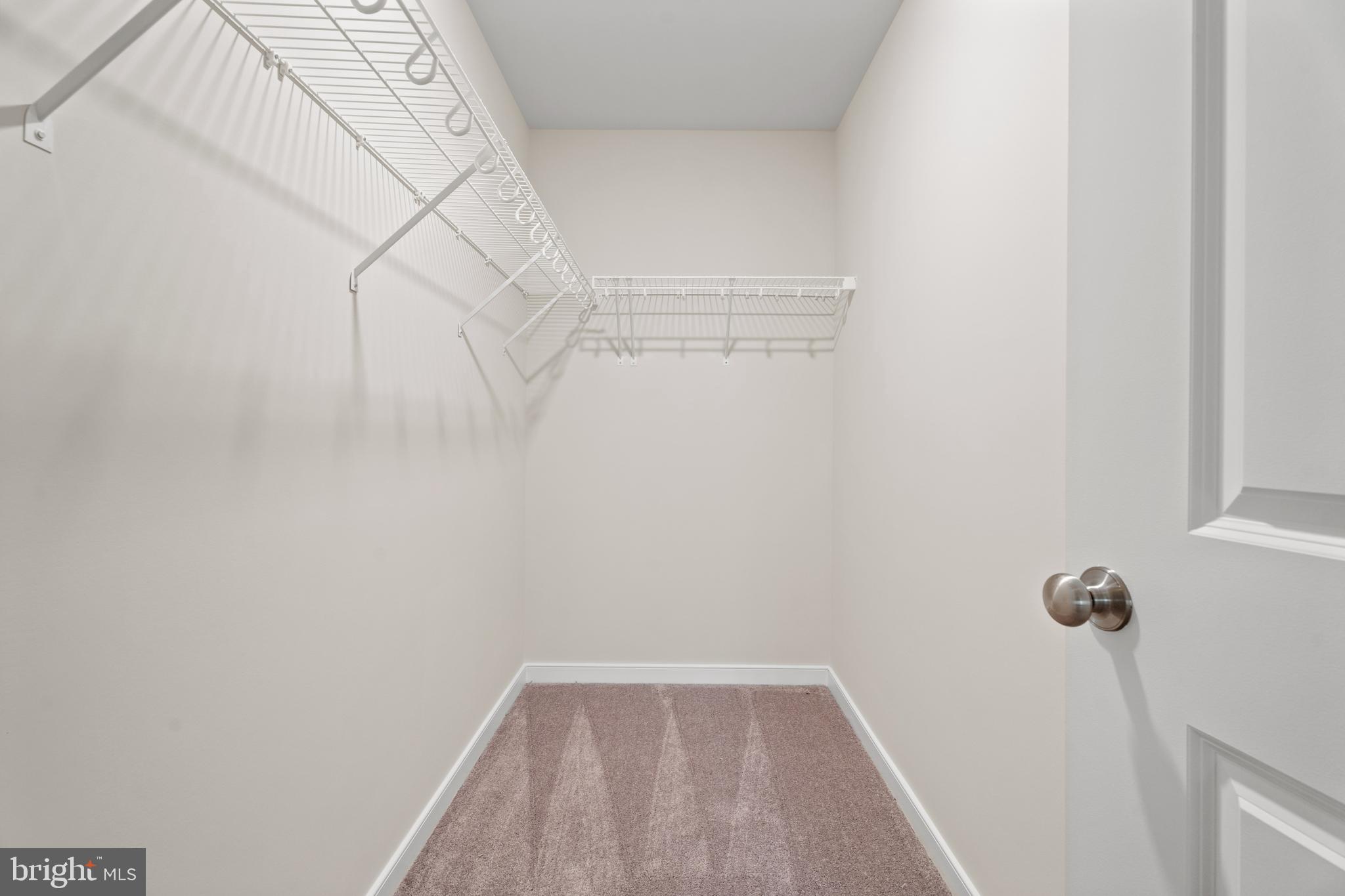 GARLAND LAKE - Residential