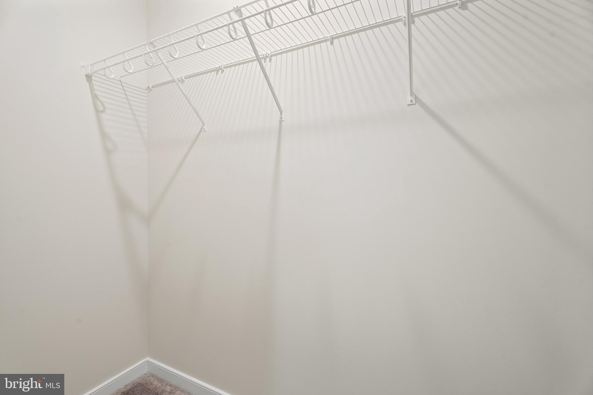 GARLAND LAKE - Residential