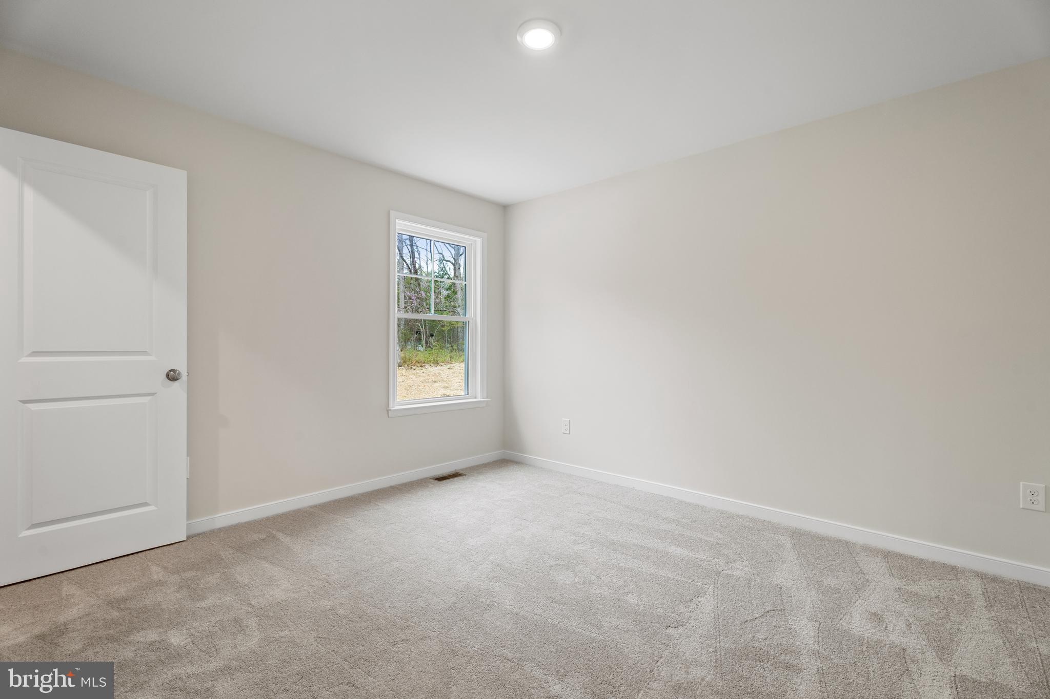 GARLAND LAKE - Residential