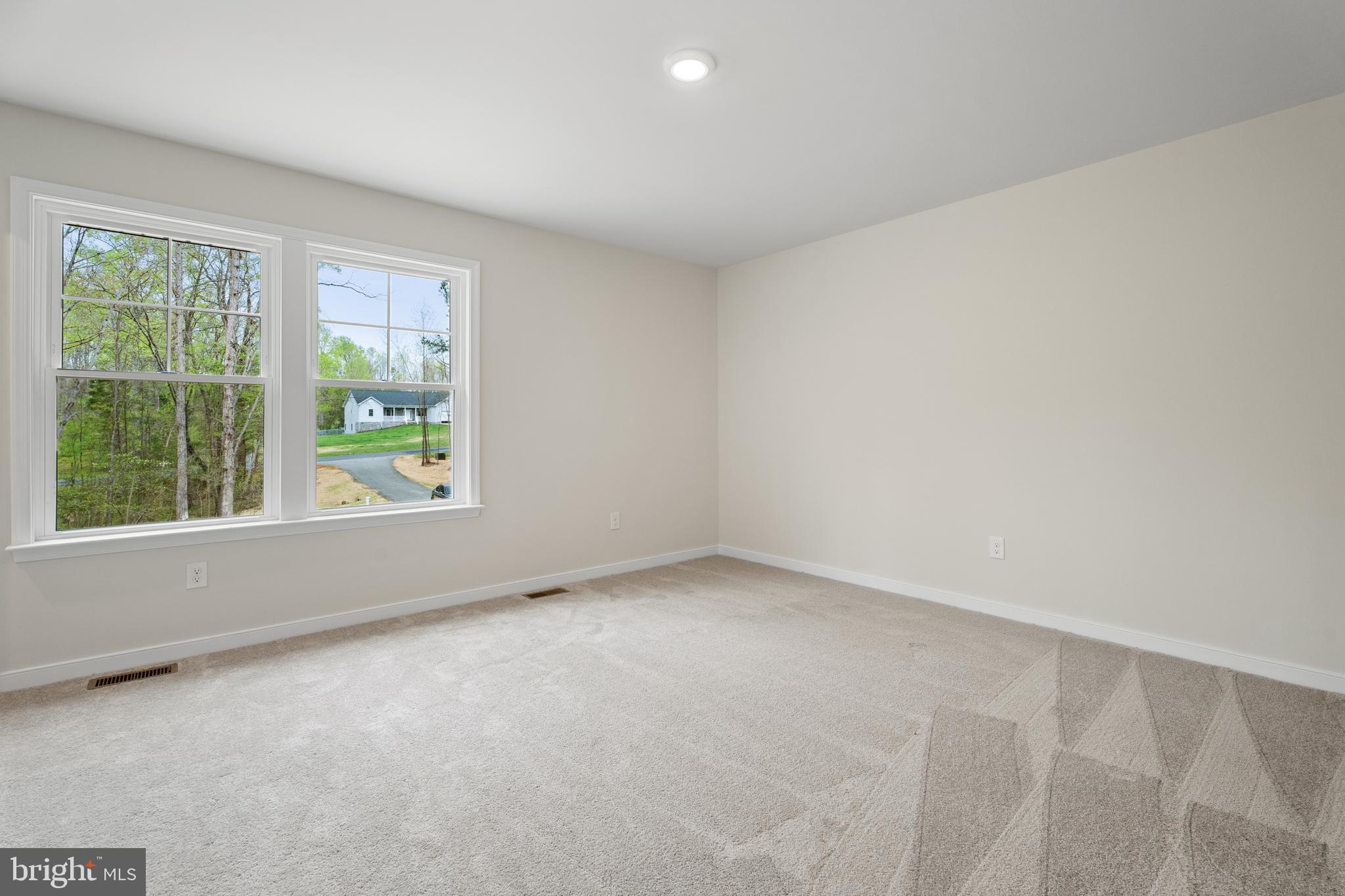 GARLAND LAKE - Residential