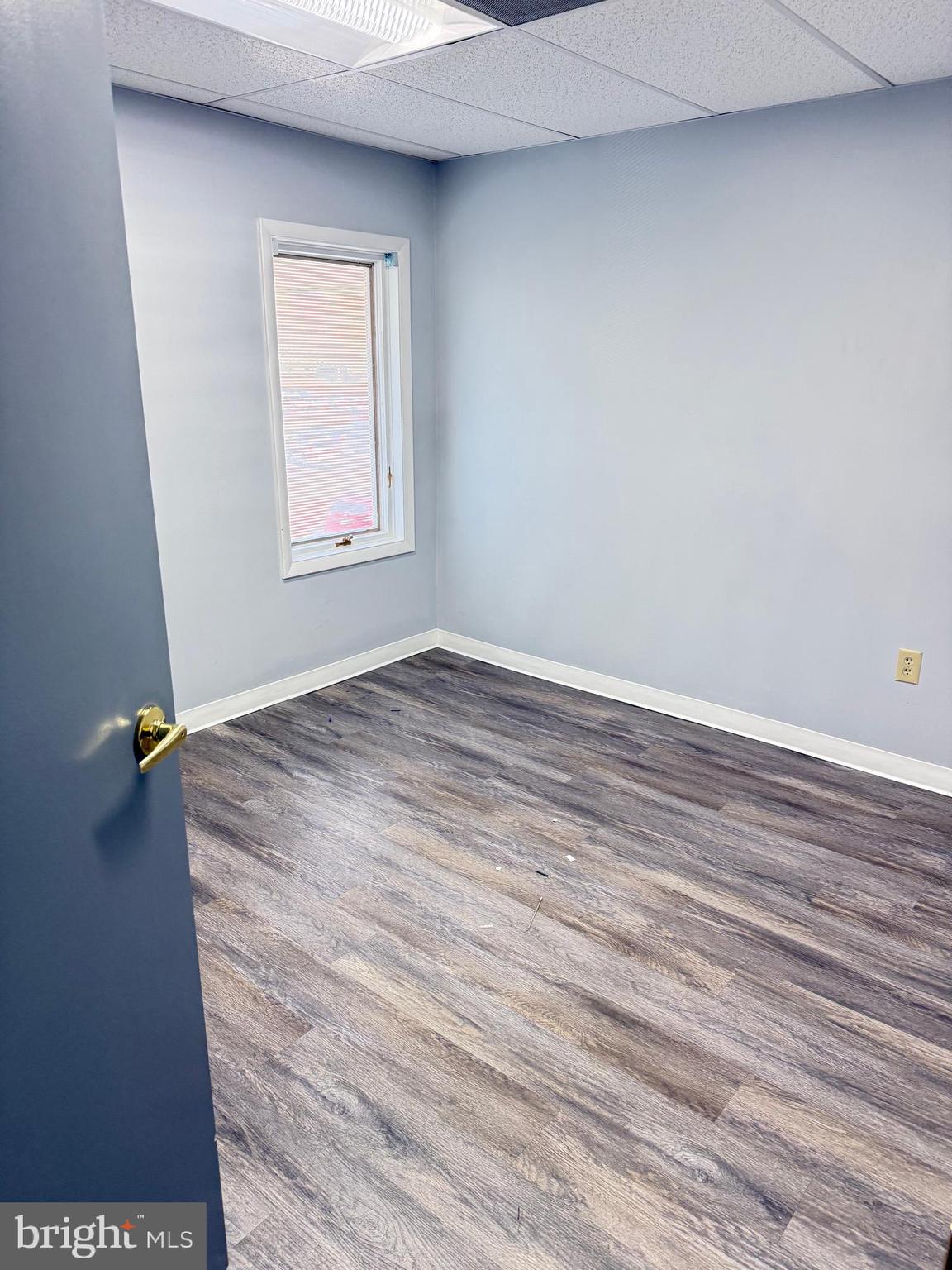 THOMAS JOHNSON SURGERY CENTER - Commercial Lease