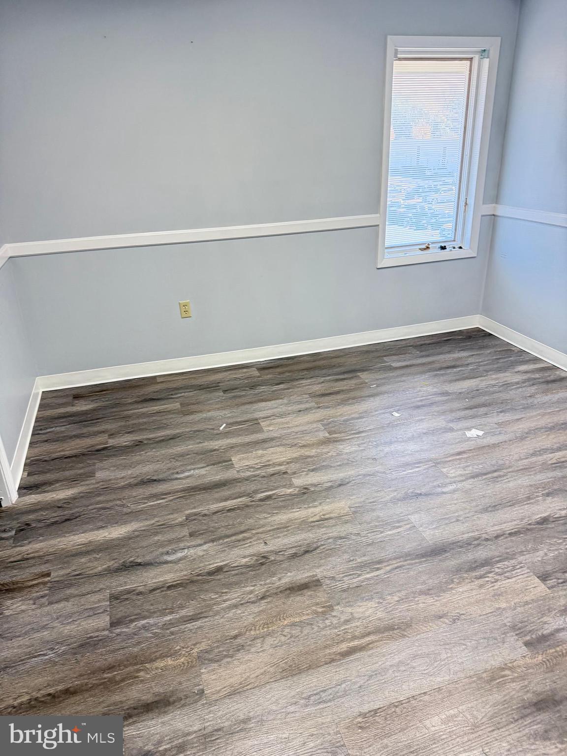 THOMAS JOHNSON SURGERY CENTER - Commercial Lease