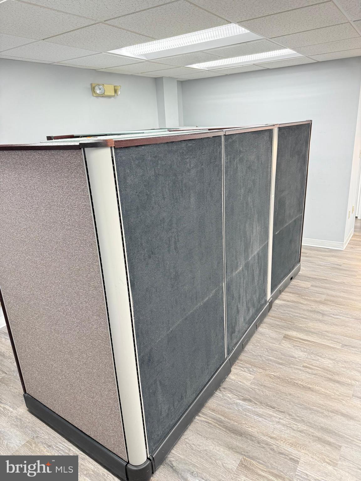 THOMAS JOHNSON SURGERY CENTER - Commercial Lease