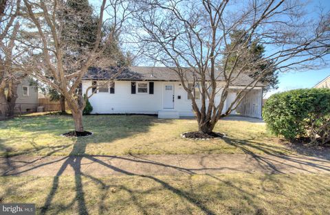 25 VALLEY DRIVE PINE HILL NJ 08021