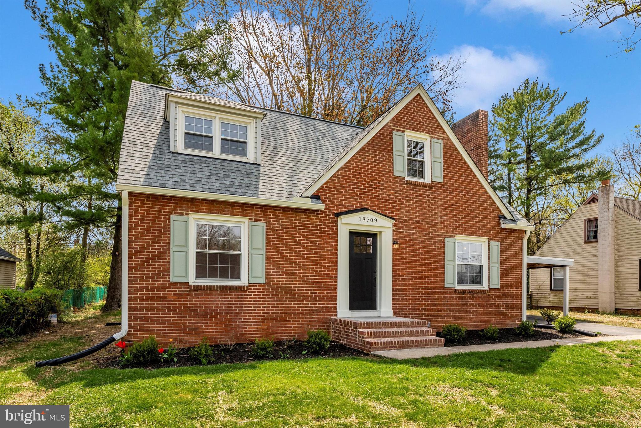 FOUNTAIN HEAD - Residential