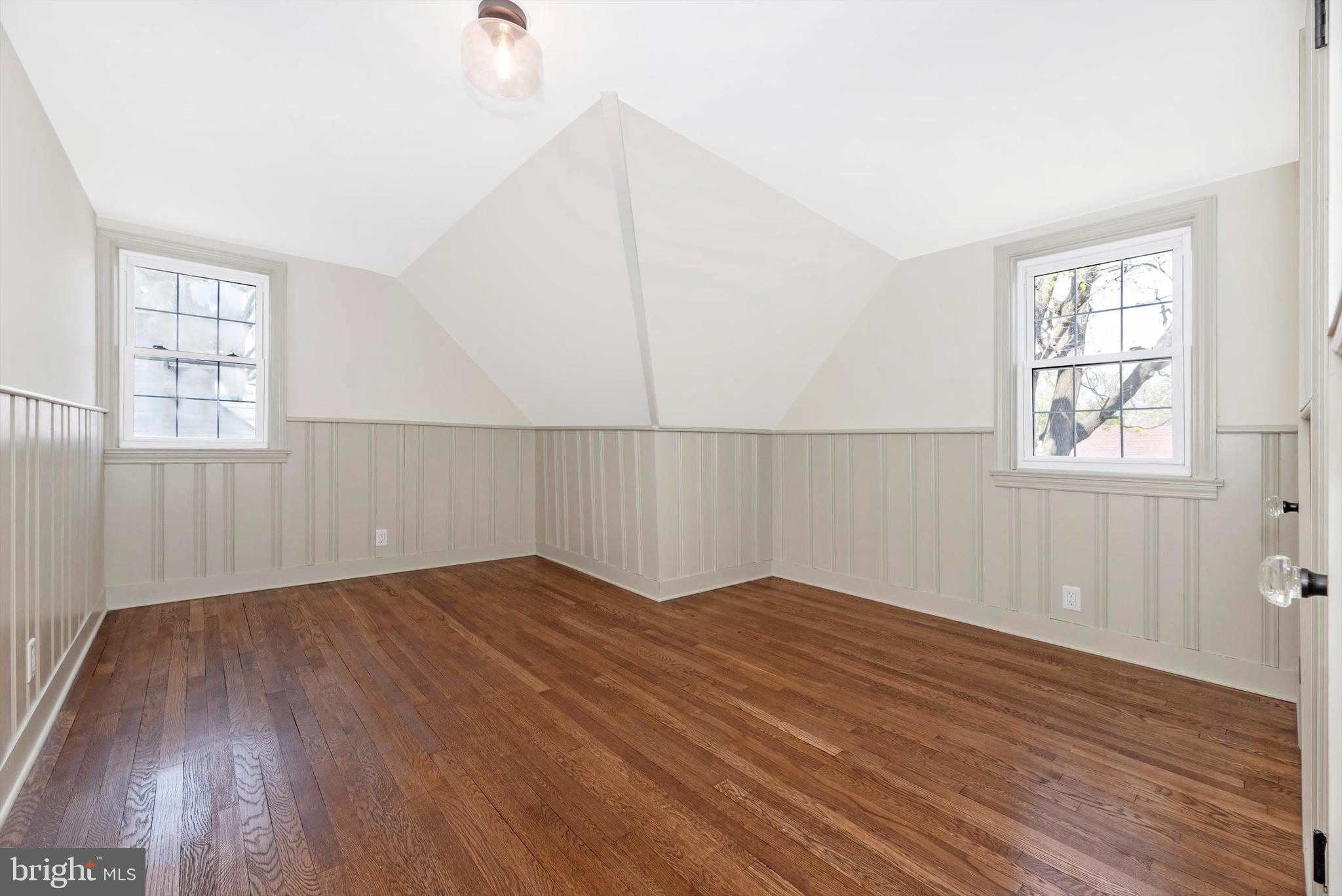 FOUNTAIN HEAD - Residential