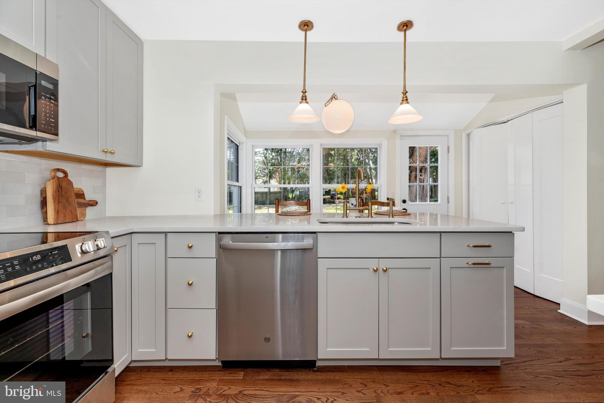 FOUNTAIN HEAD - Residential