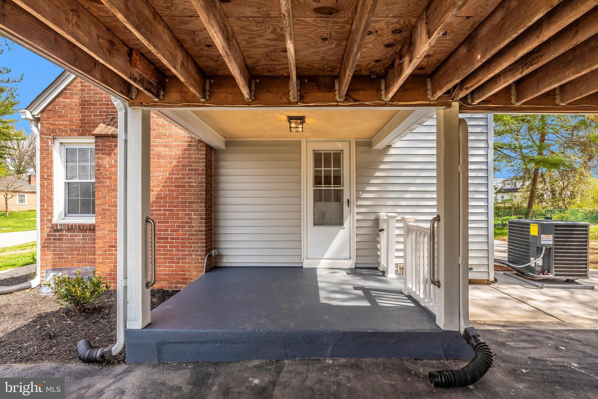 FOUNTAIN HEAD - Residential