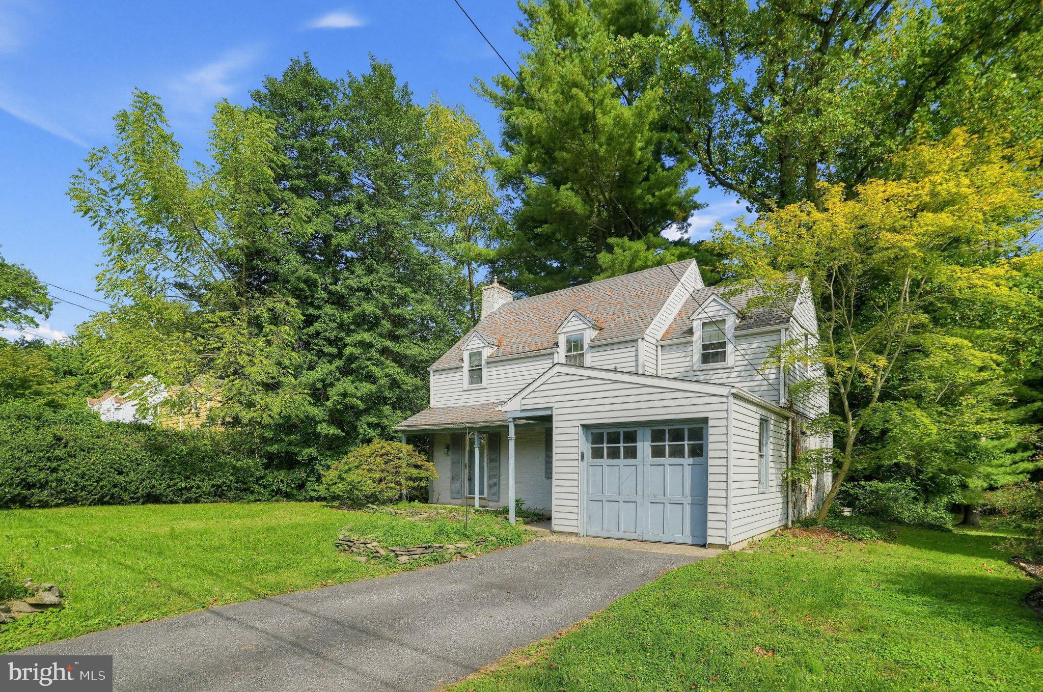 807 WOODSDALE ROAD