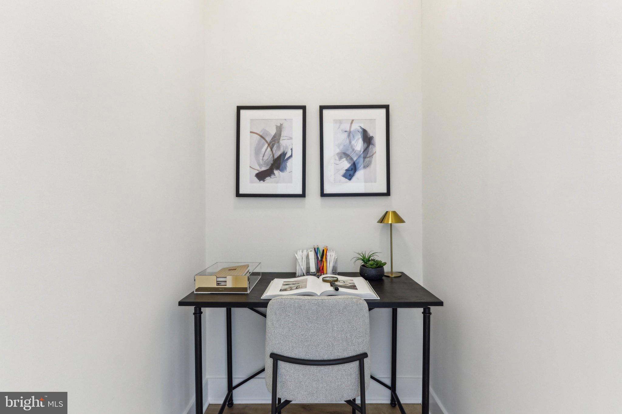 RIVER PLACE - Residential