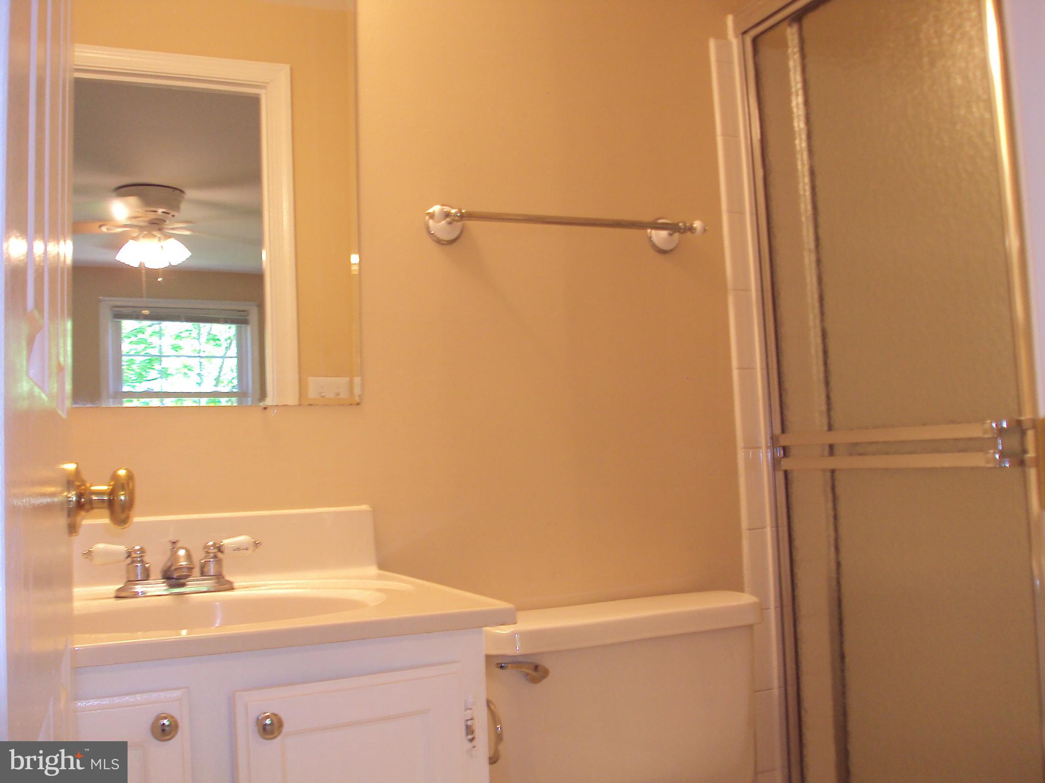 OAKLEIGH - Residential Lease