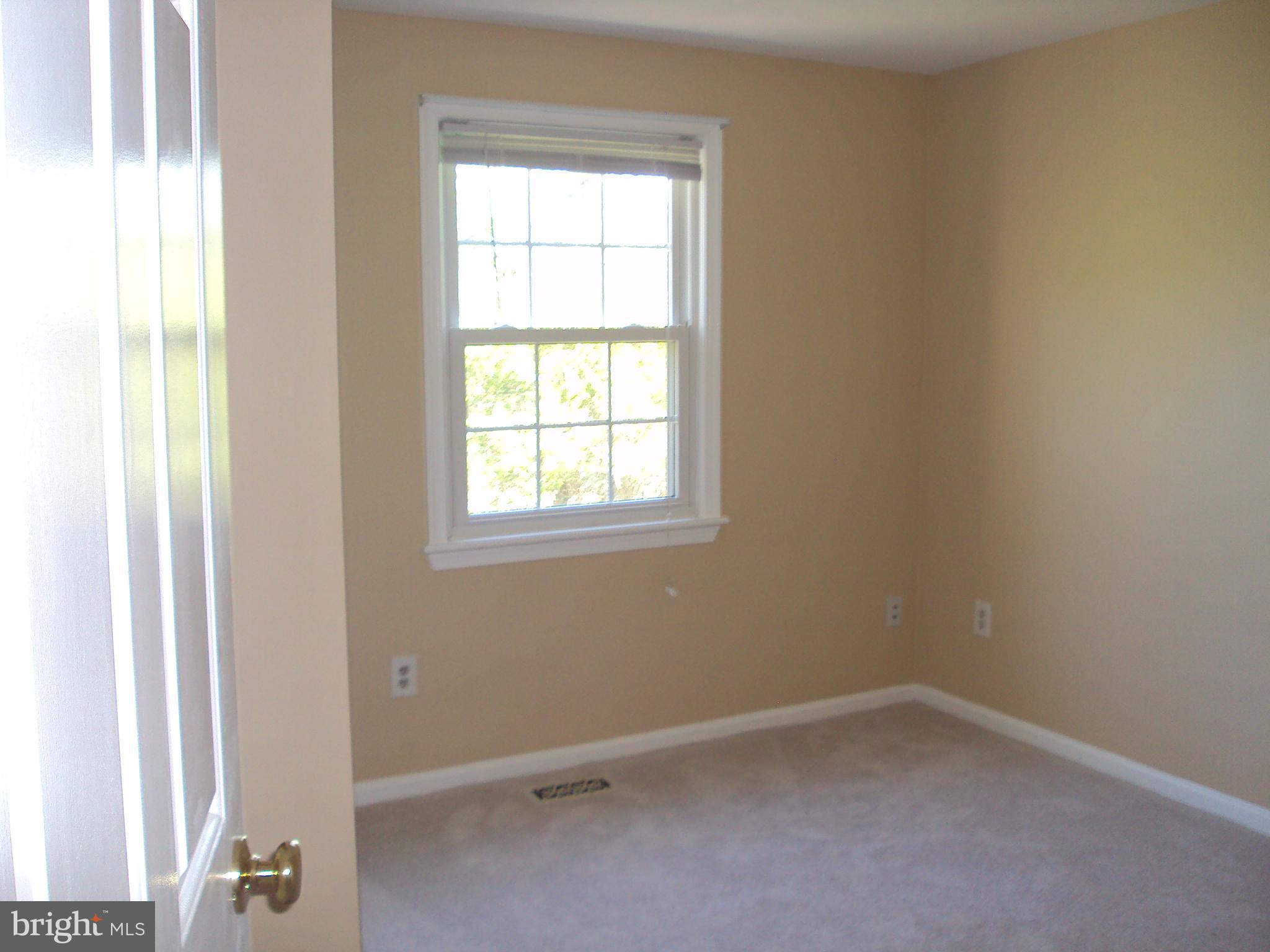 OAKLEIGH - Residential Lease