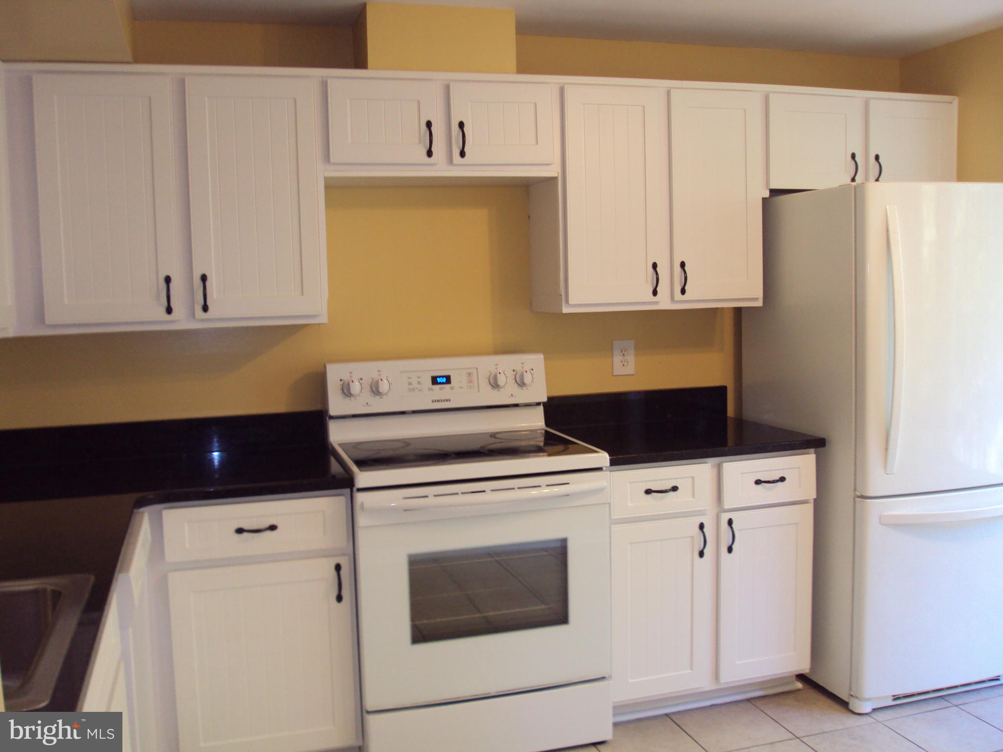 OAKLEIGH - Residential Lease