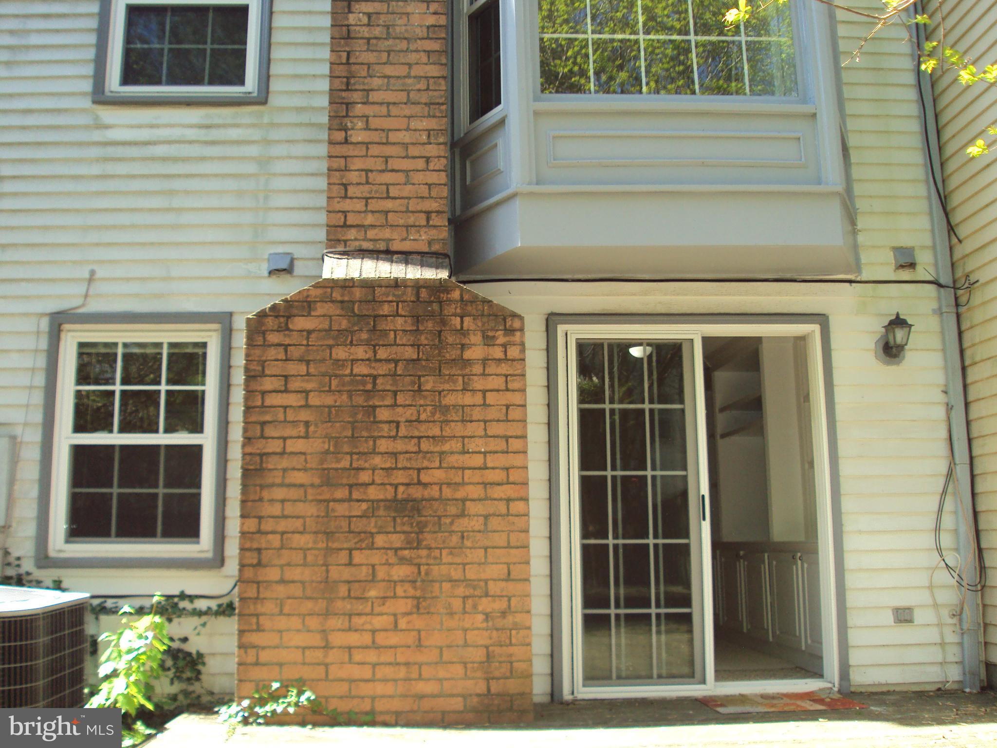 OAKLEIGH - Residential Lease