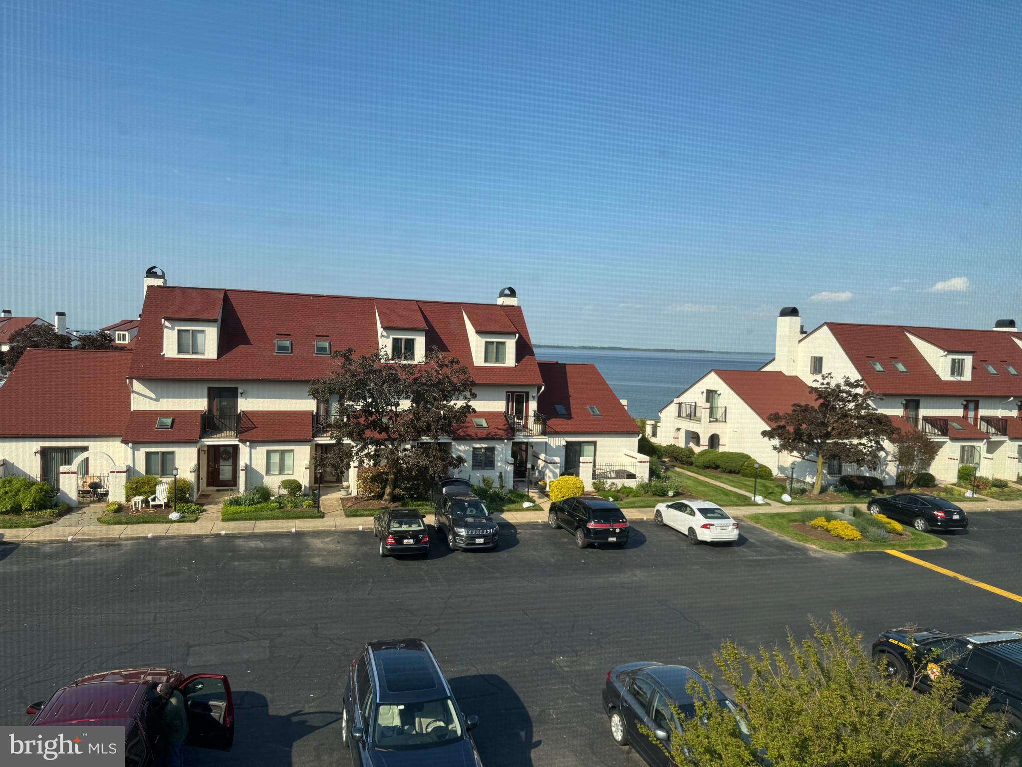 QUEENS LANDING - Residential Lease