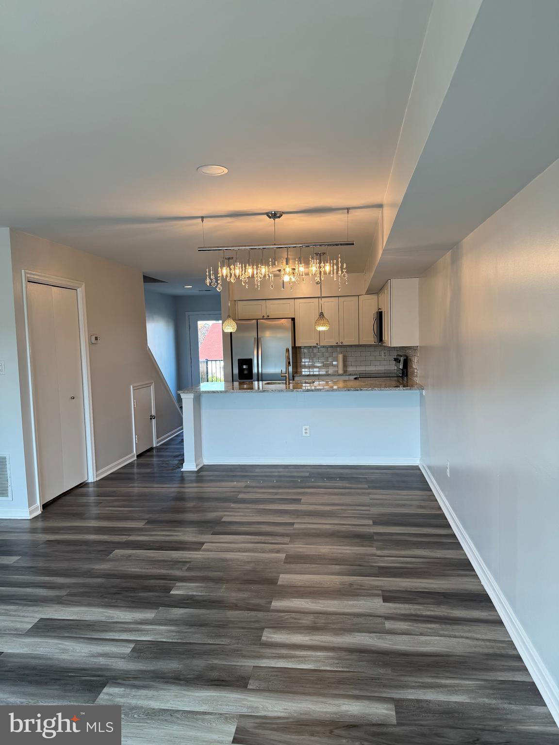 QUEENS LANDING - Residential Lease