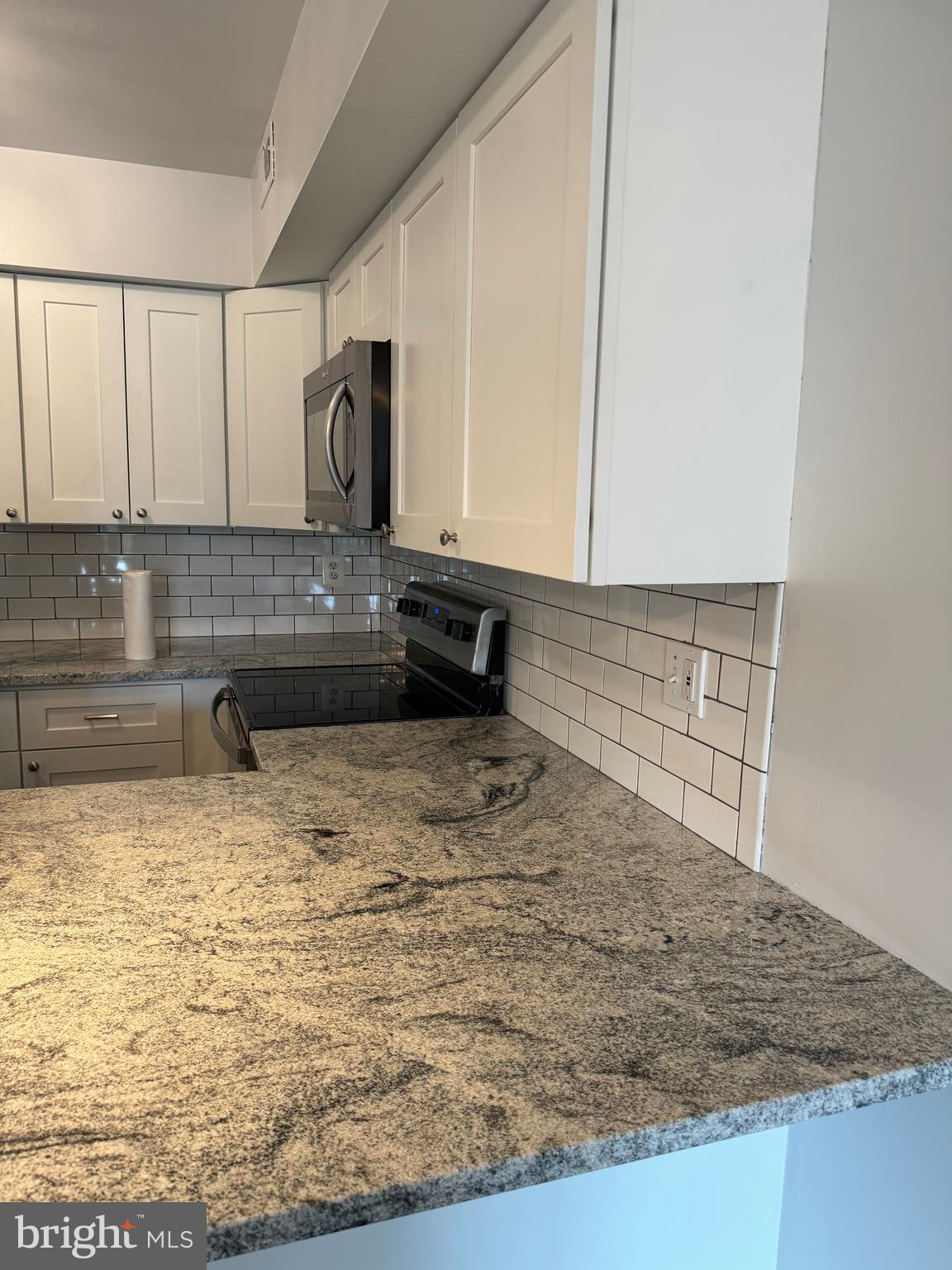 QUEENS LANDING - Residential Lease