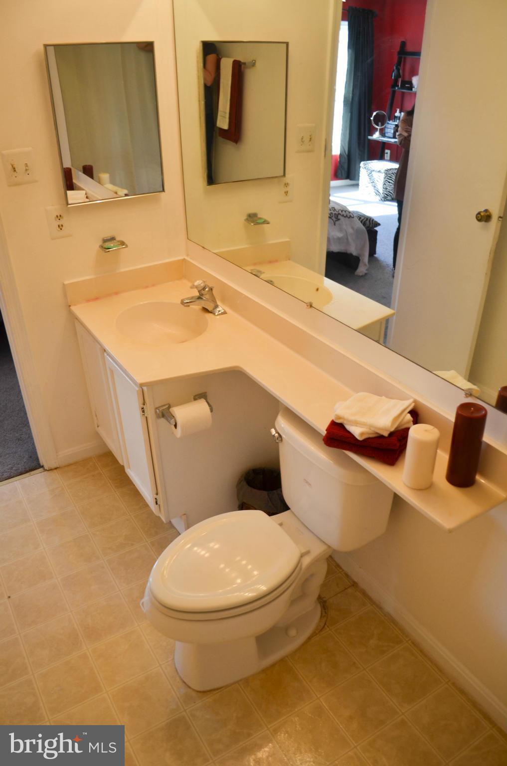 STONINGTON - Residential