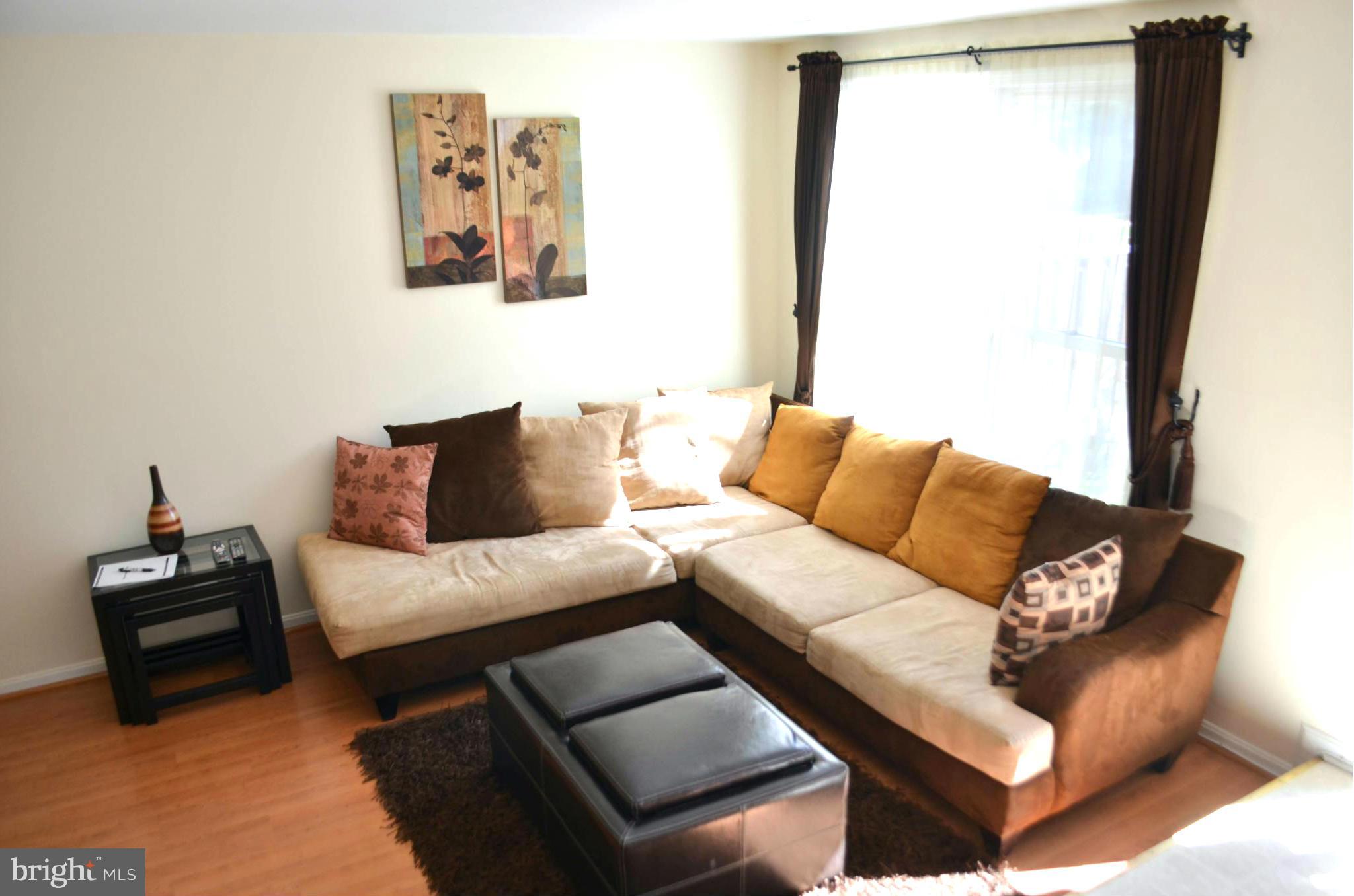 STONINGTON - Residential