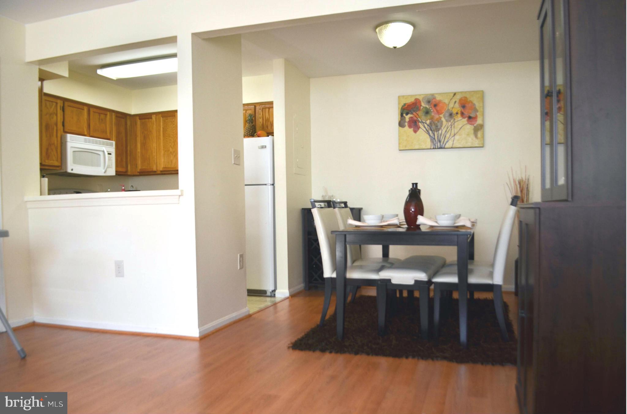 STONINGTON - Residential