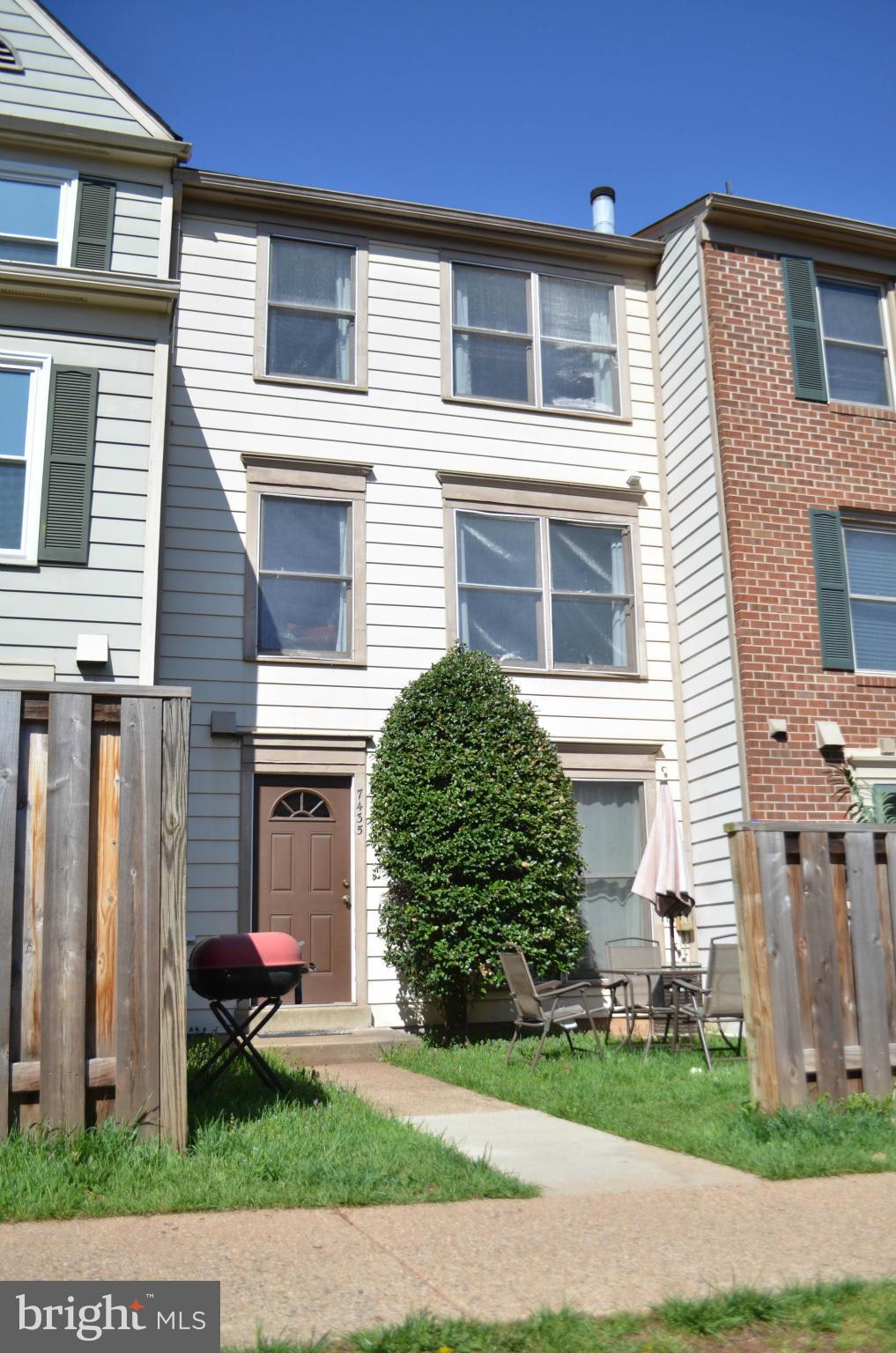 STONINGTON - Residential