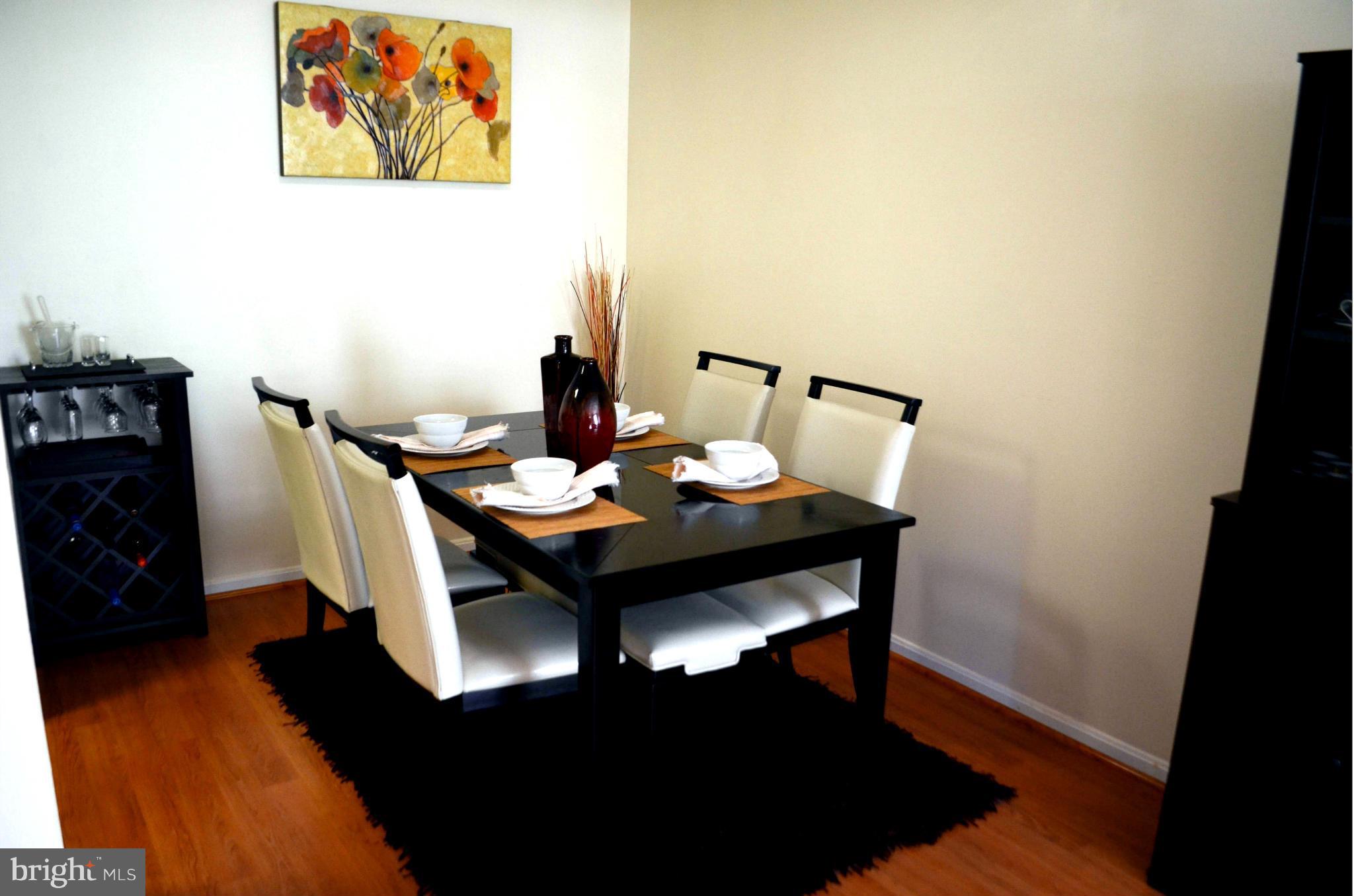 STONINGTON - Residential