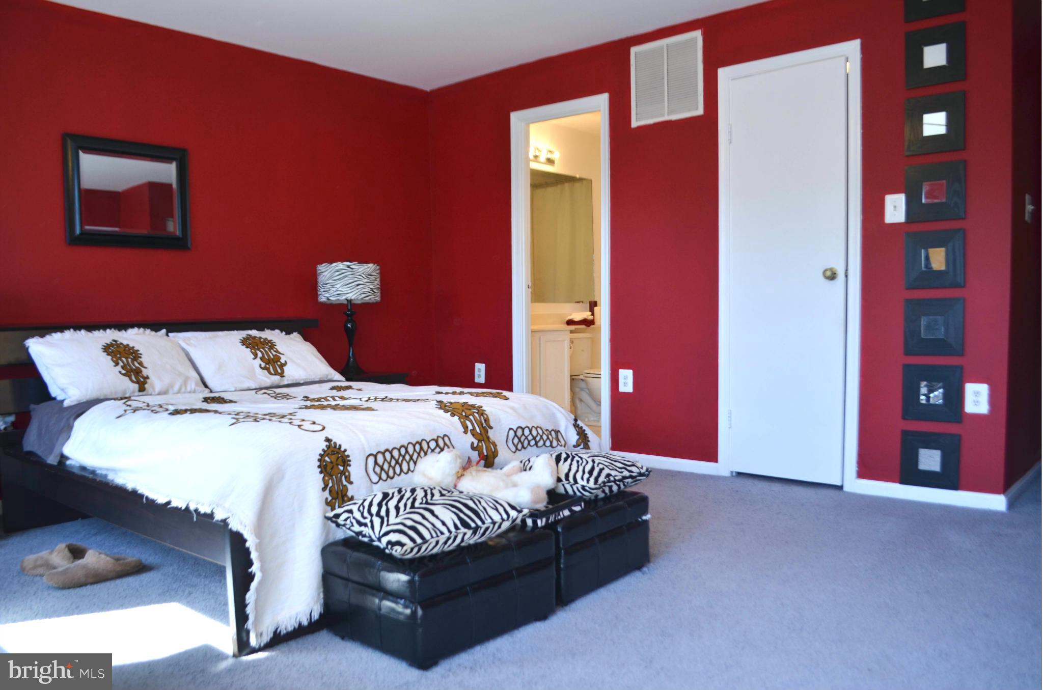 STONINGTON - Residential