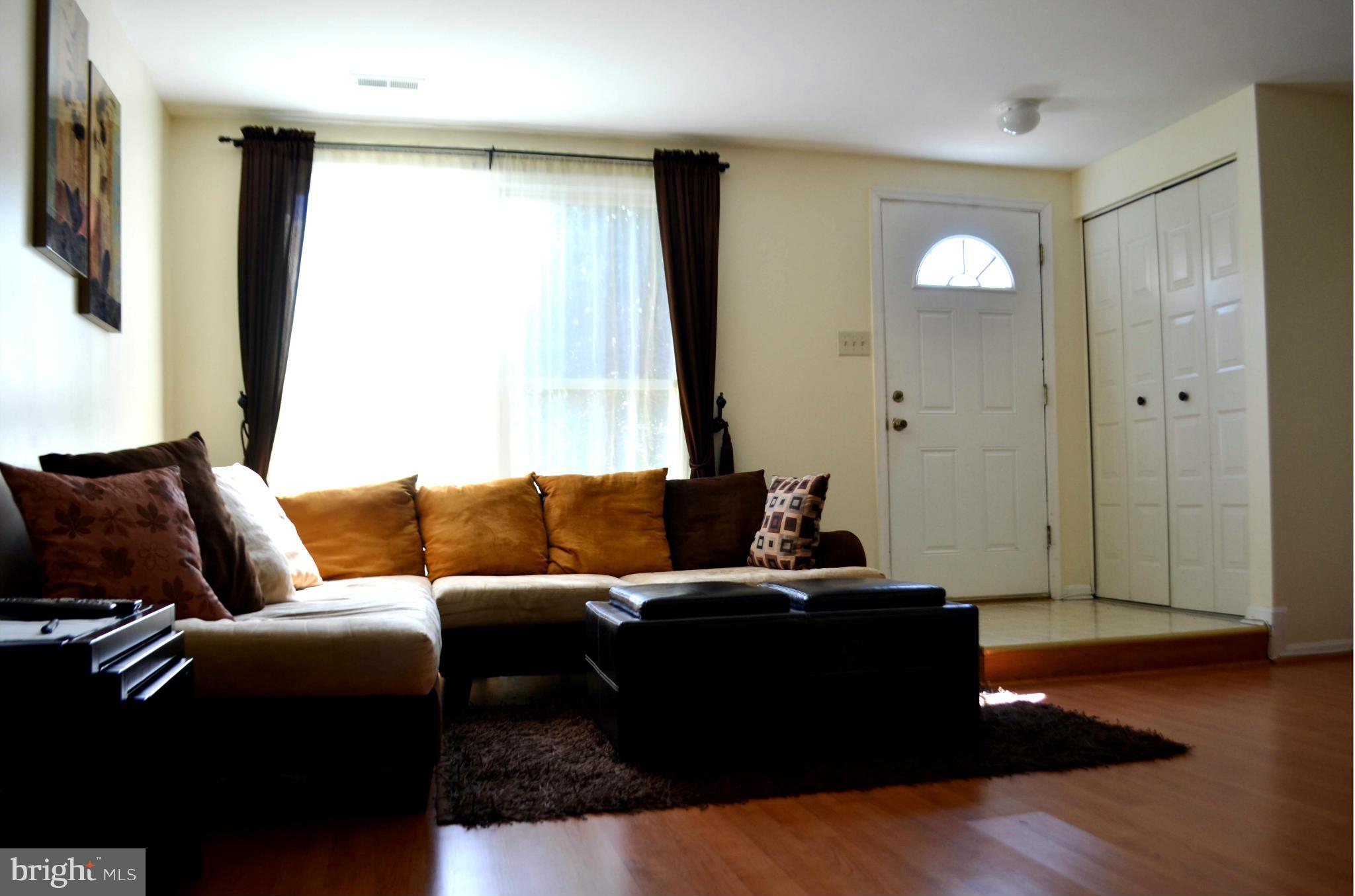 STONINGTON - Residential