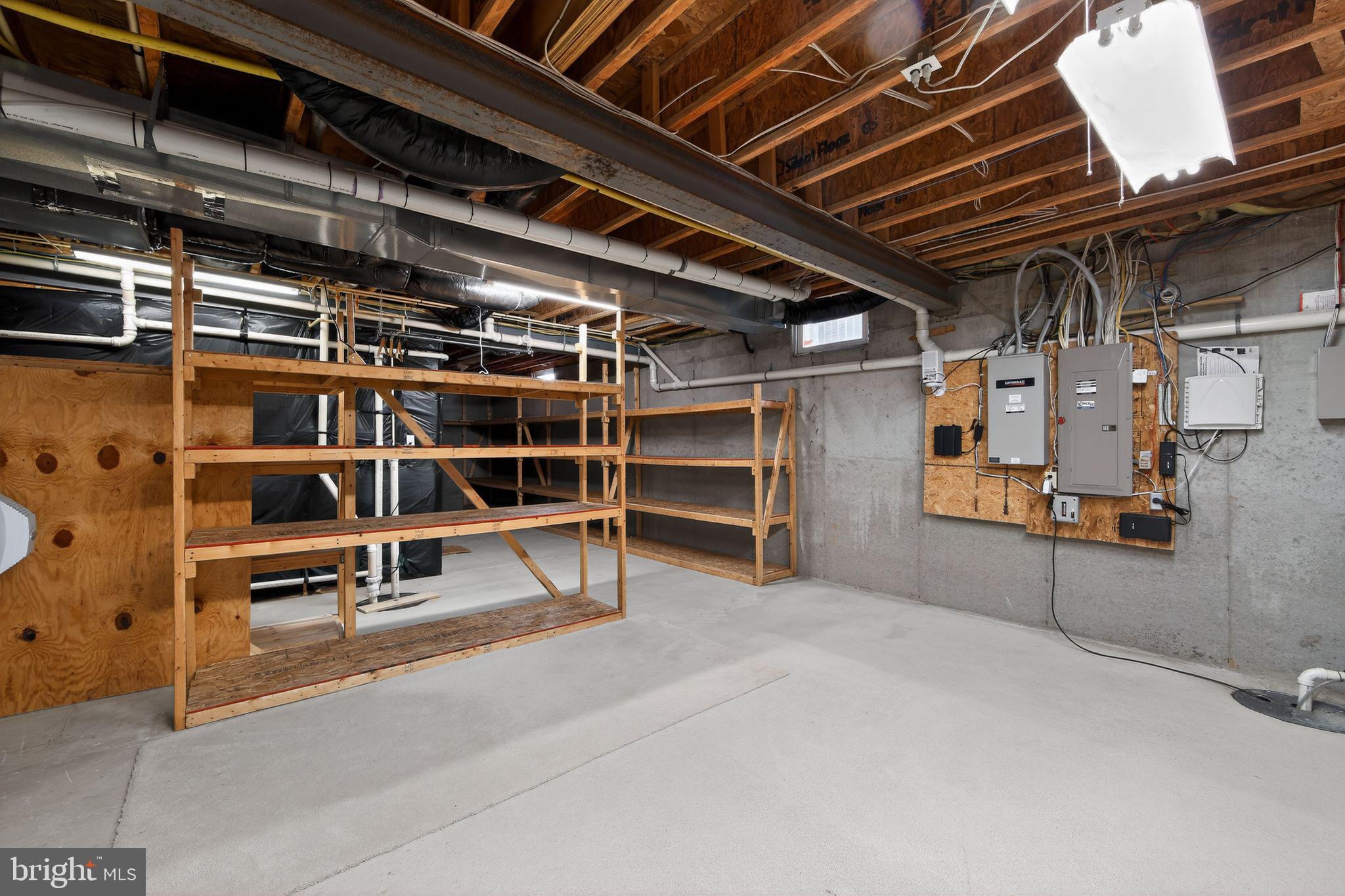 TRADITIONS AT INNI - Residential