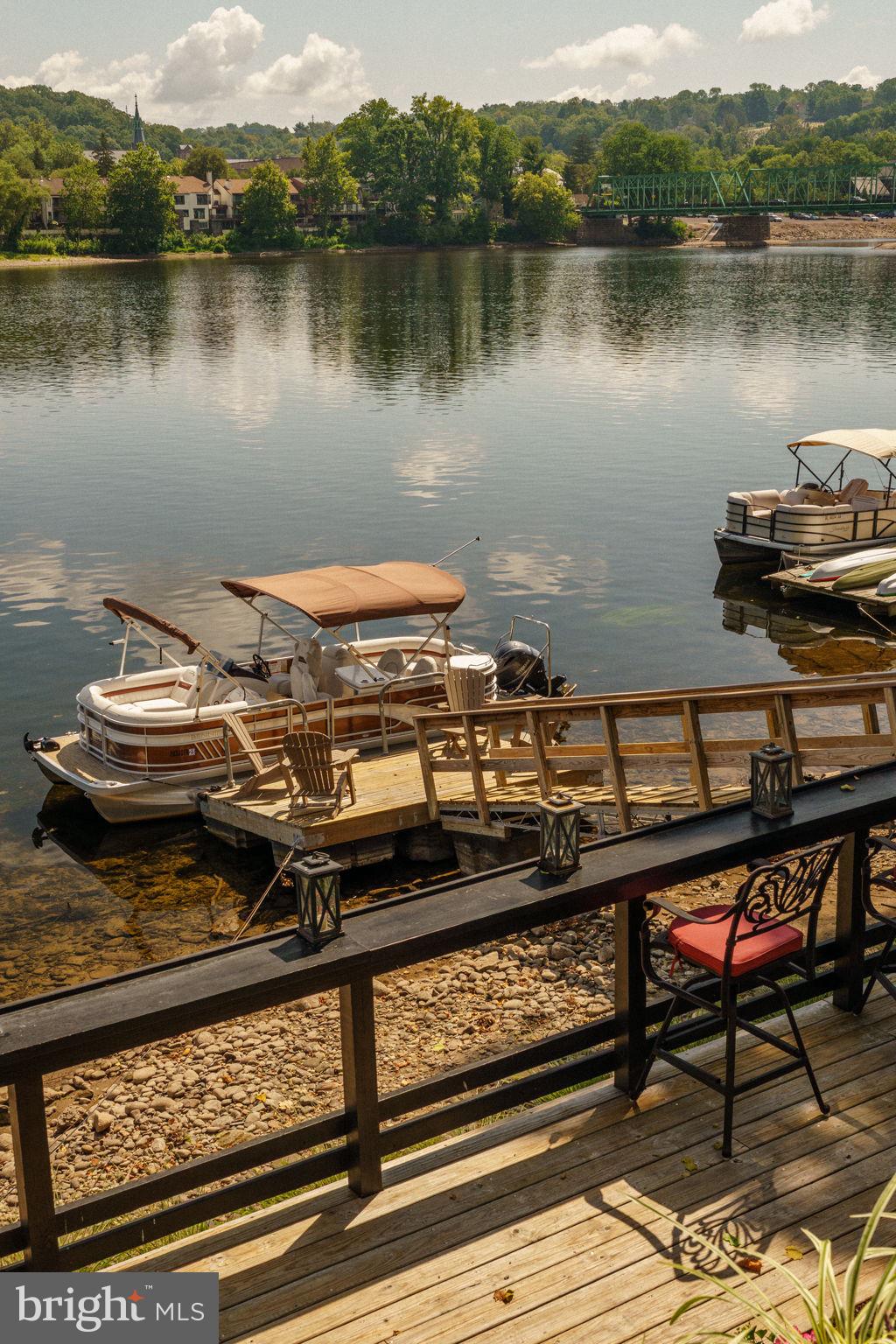 RIVERSTONE - Residential