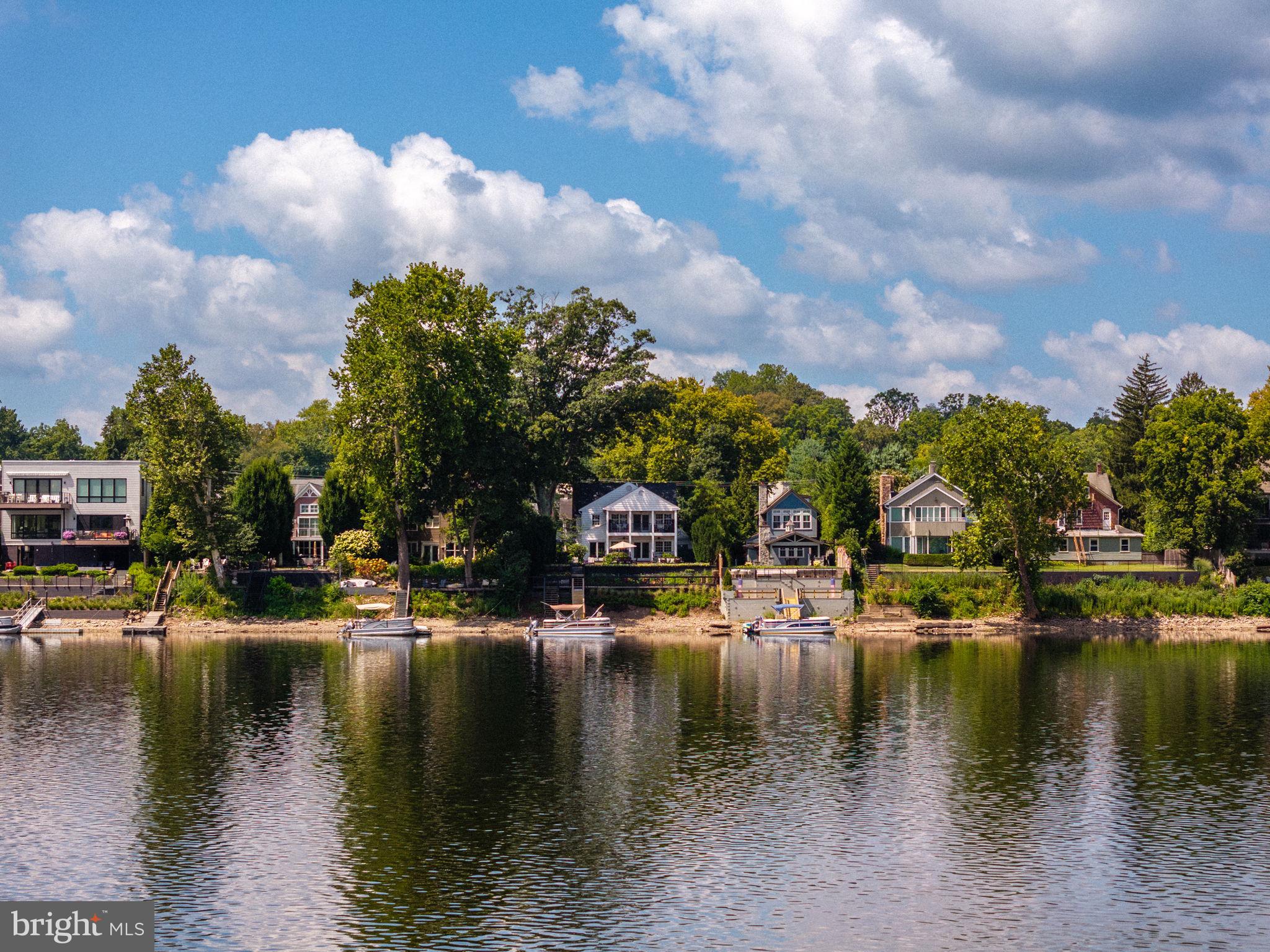 RIVERSTONE - Residential