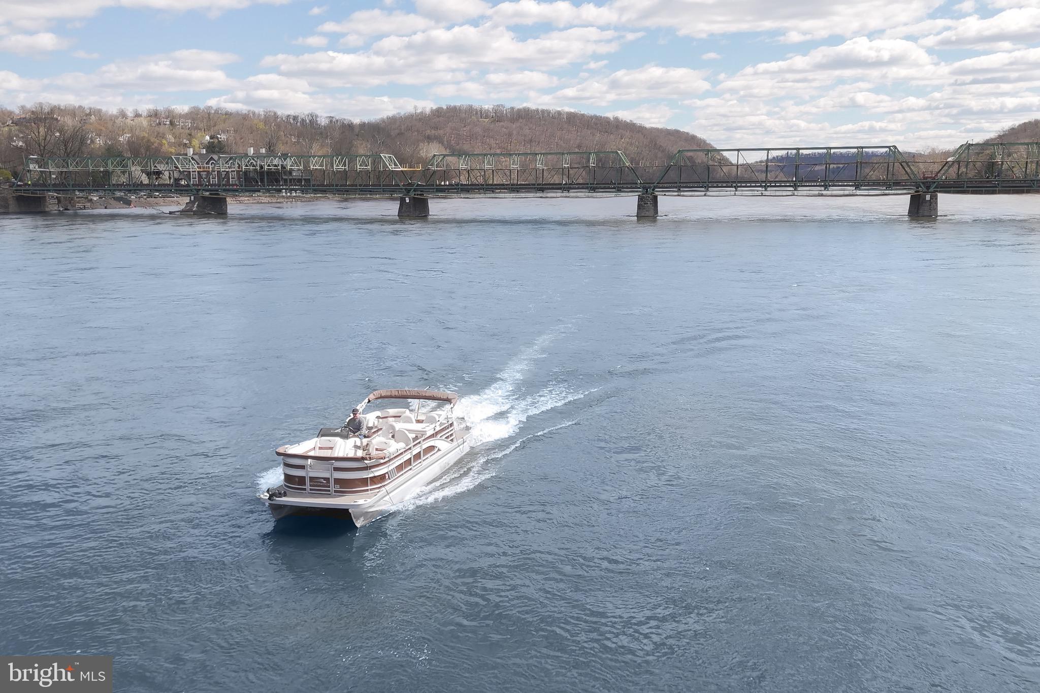 RIVERSTONE - Residential