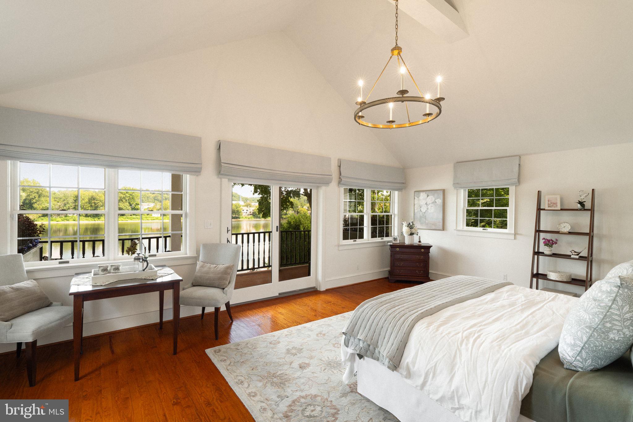 RIVERSTONE - Residential