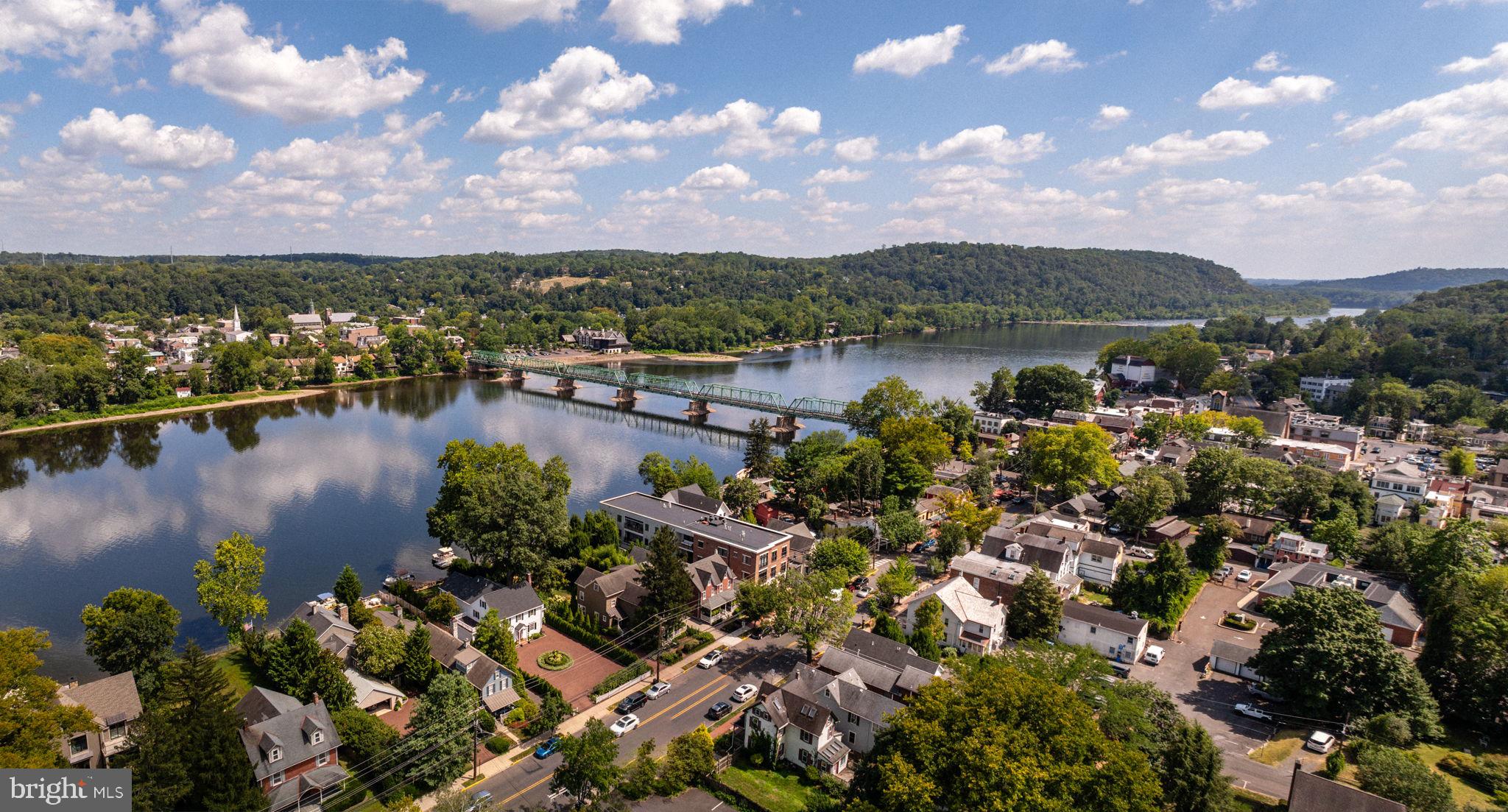 RIVERSTONE - Residential