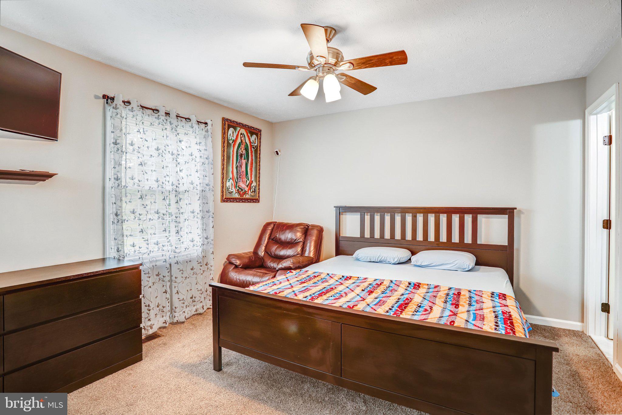 GUNNERS LAKE VILLAGE - Residential