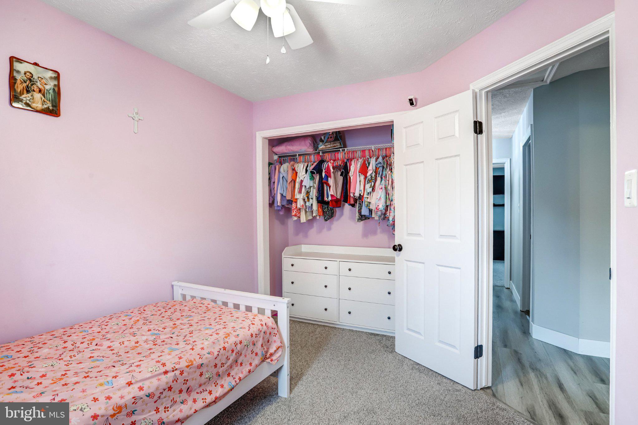 GUNNERS LAKE VILLAGE - Residential