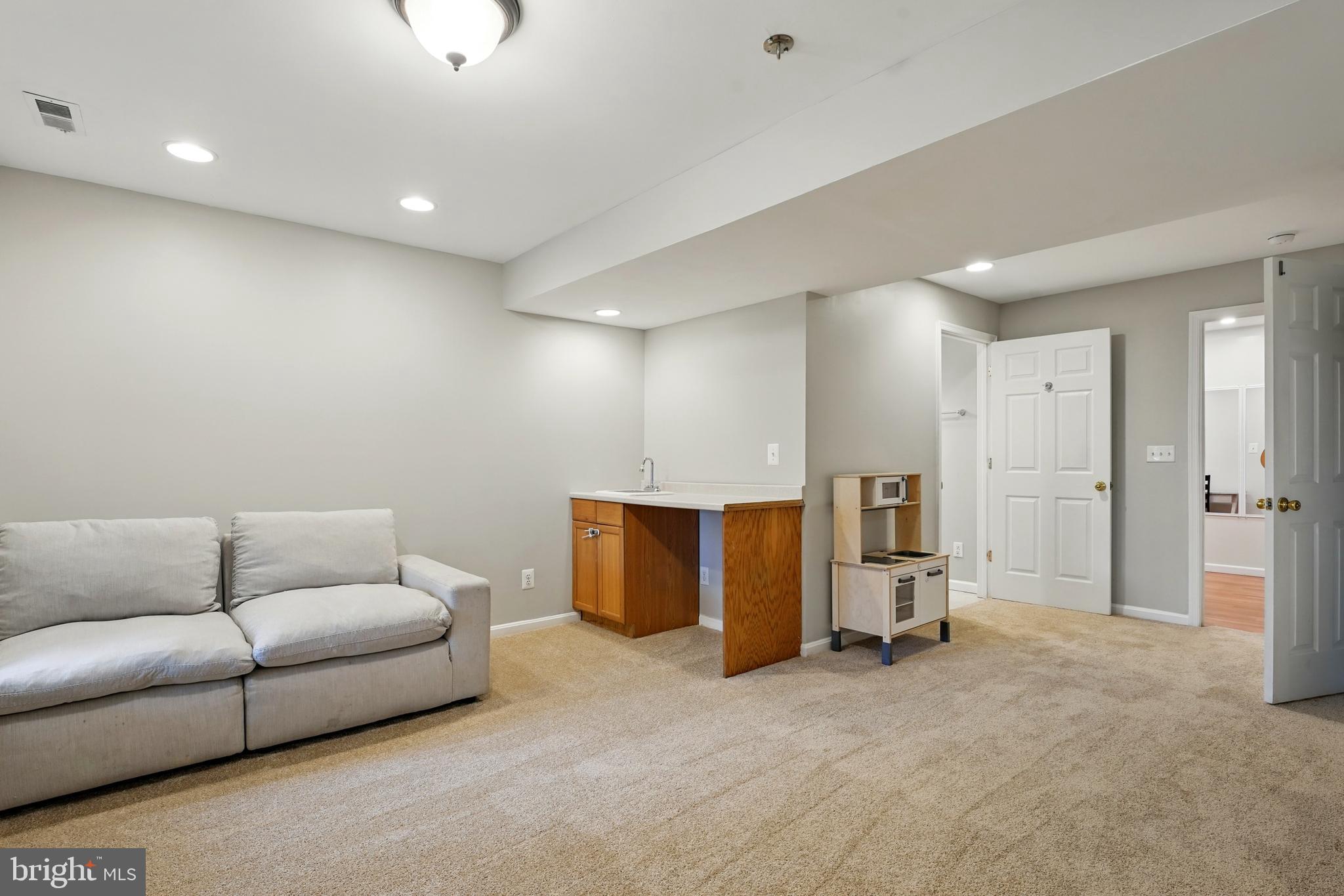 GREENHILL CROSSING - Residential