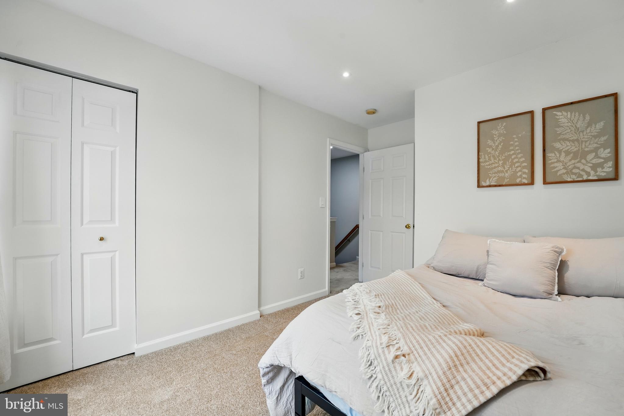 GREENHILL CROSSING - Residential