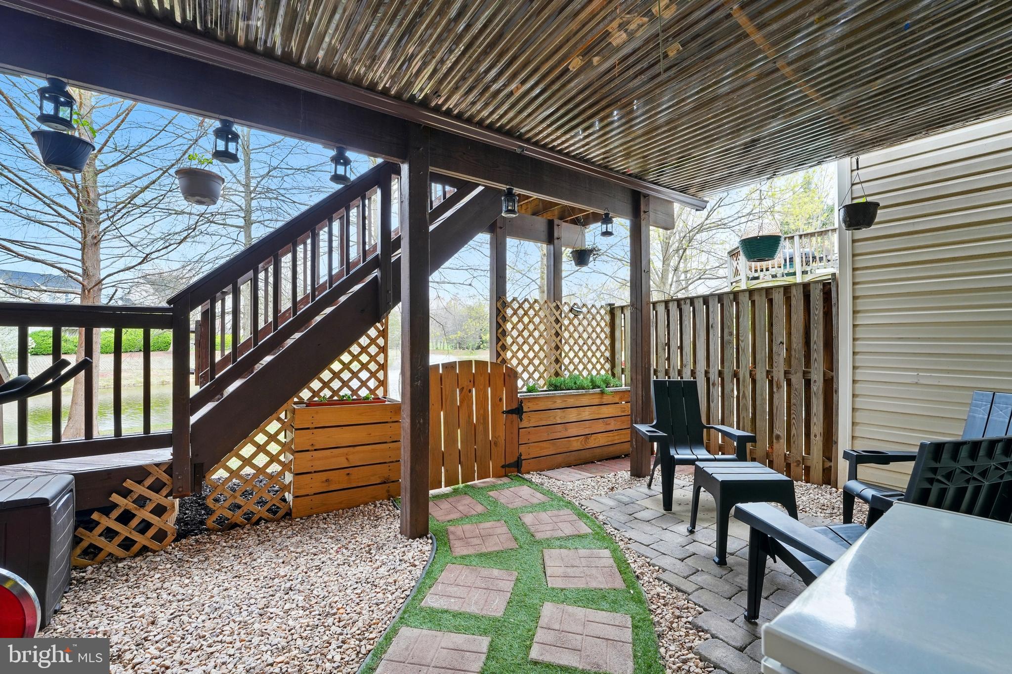 GREENHILL CROSSING - Residential