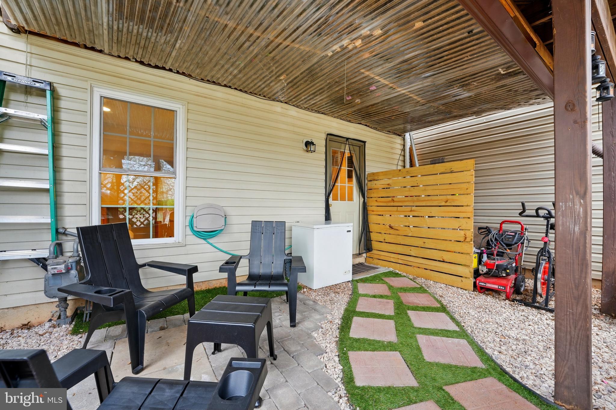 GREENHILL CROSSING - Residential