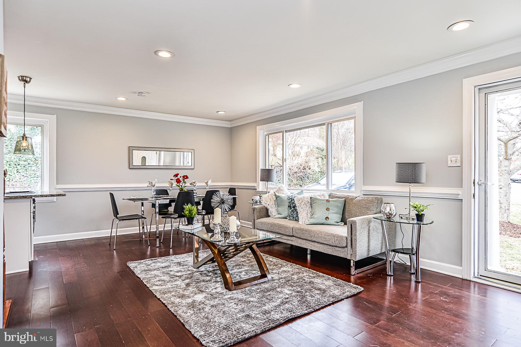 VIRGINIA HILLS - Residential