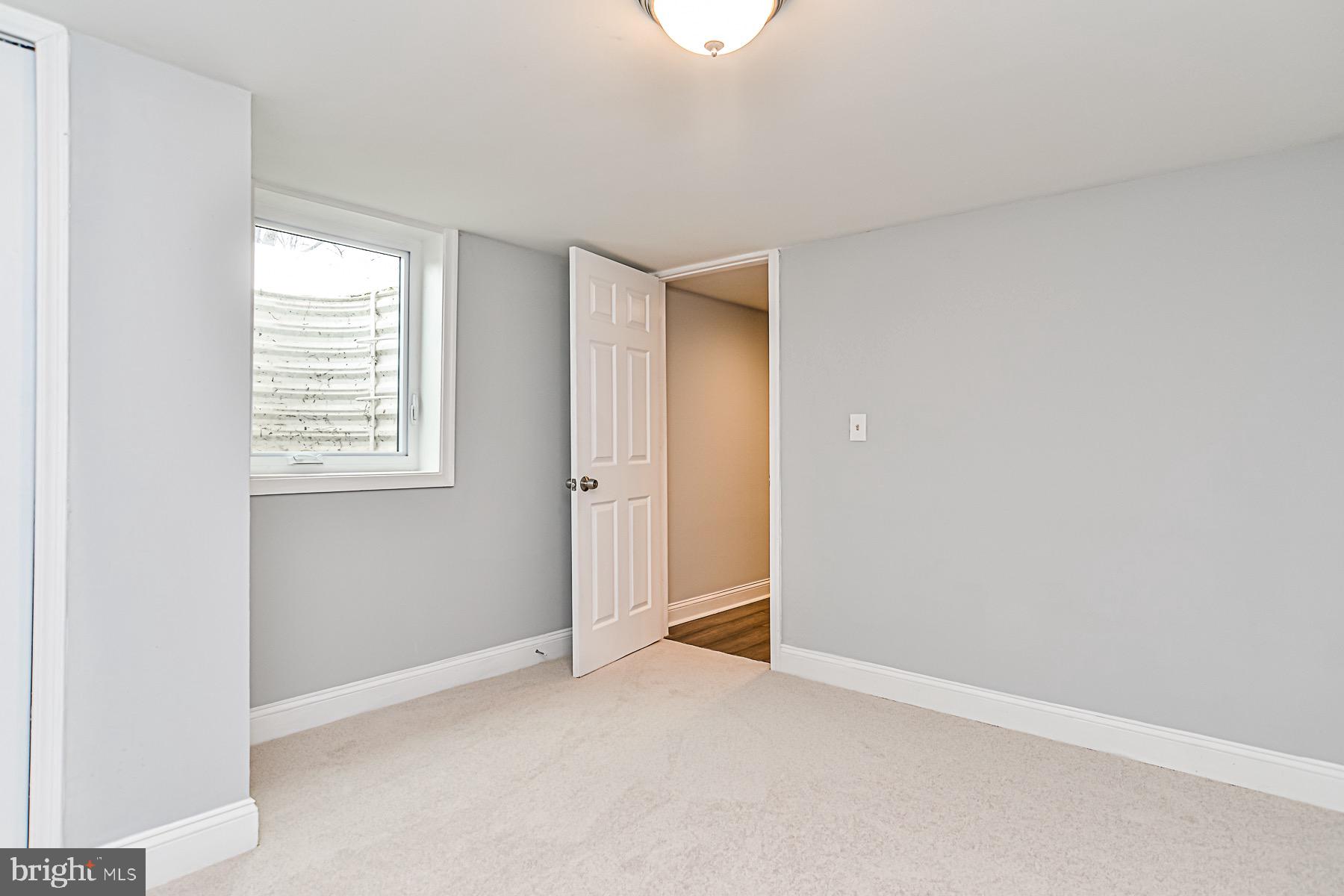 VIRGINIA HILLS - Residential