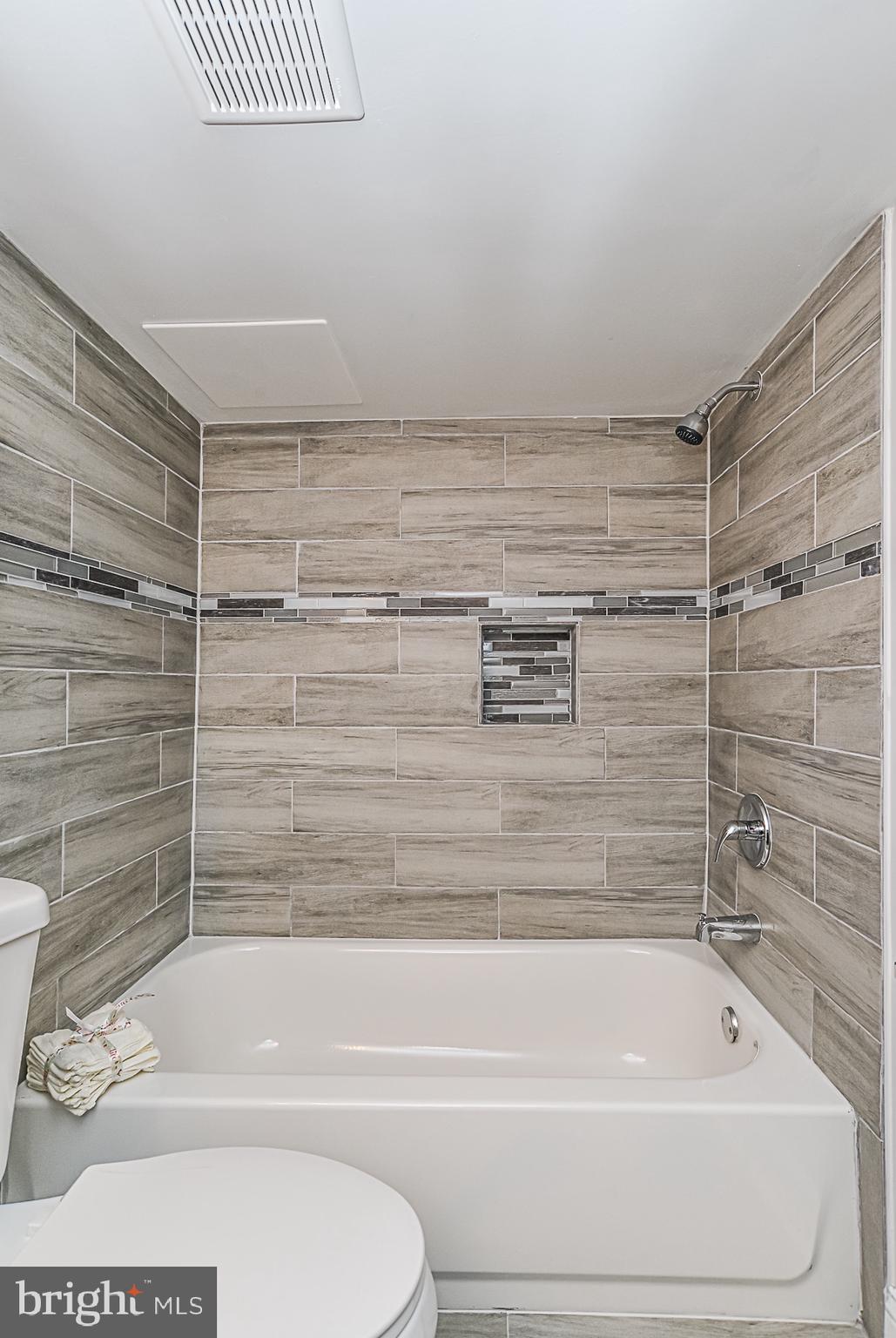 VIRGINIA HILLS - Residential