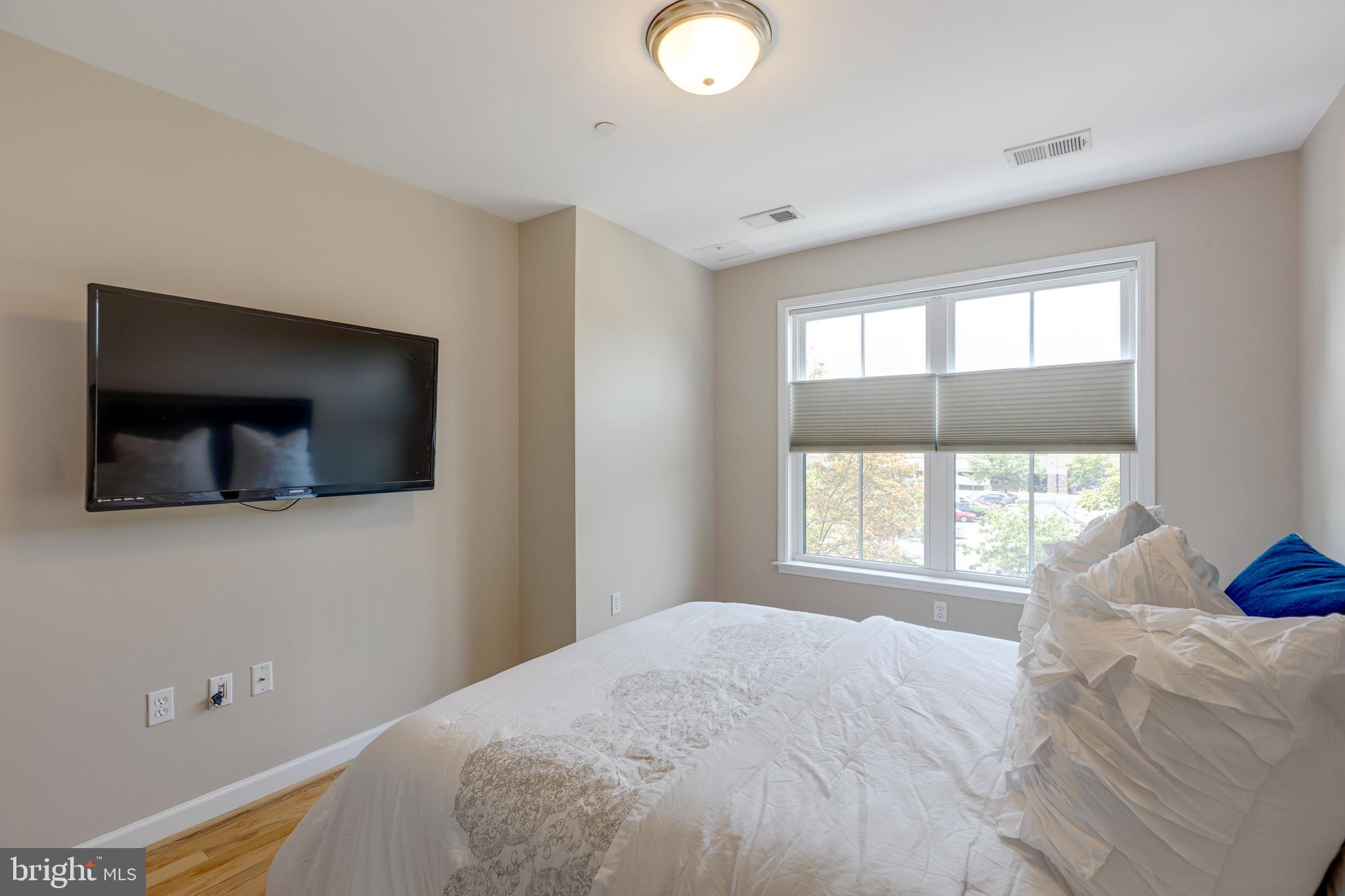 DOMINION HEIGHTS - Residential Lease