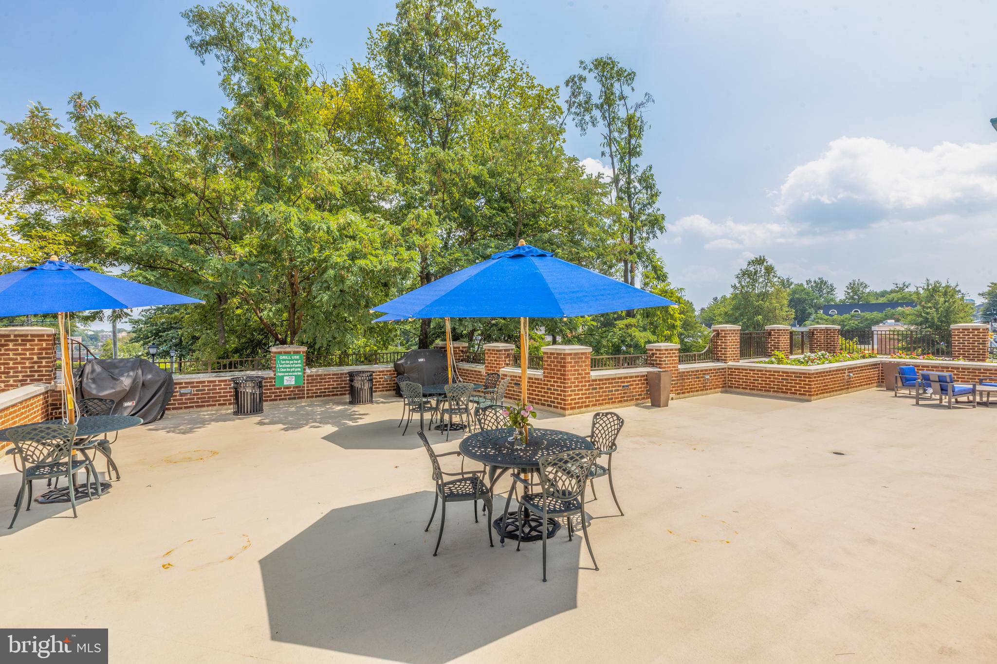 DOMINION HEIGHTS - Residential Lease